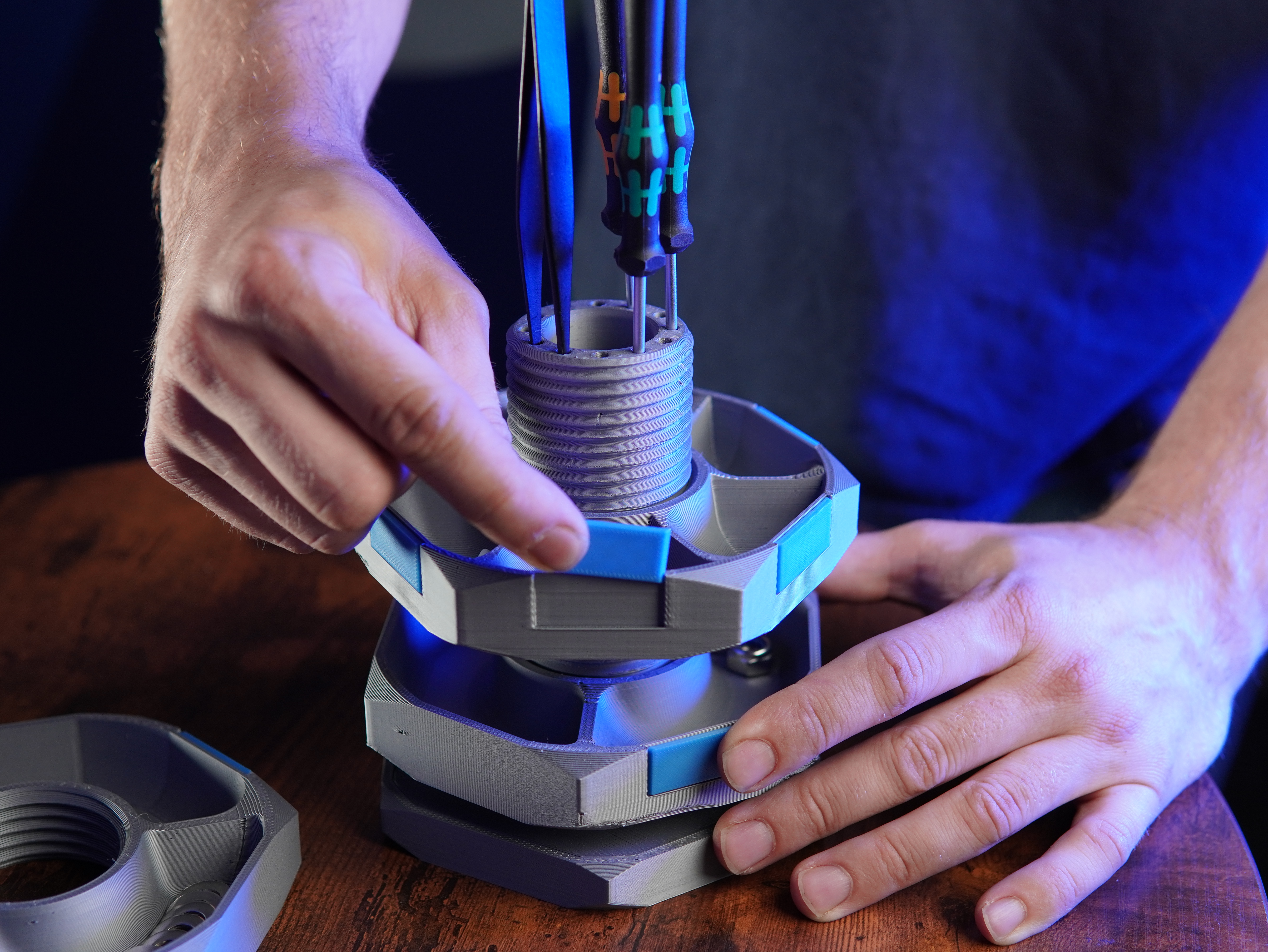 Miniatura 7 do modelo 3D Accu Stackable Bolt Desk Organiser