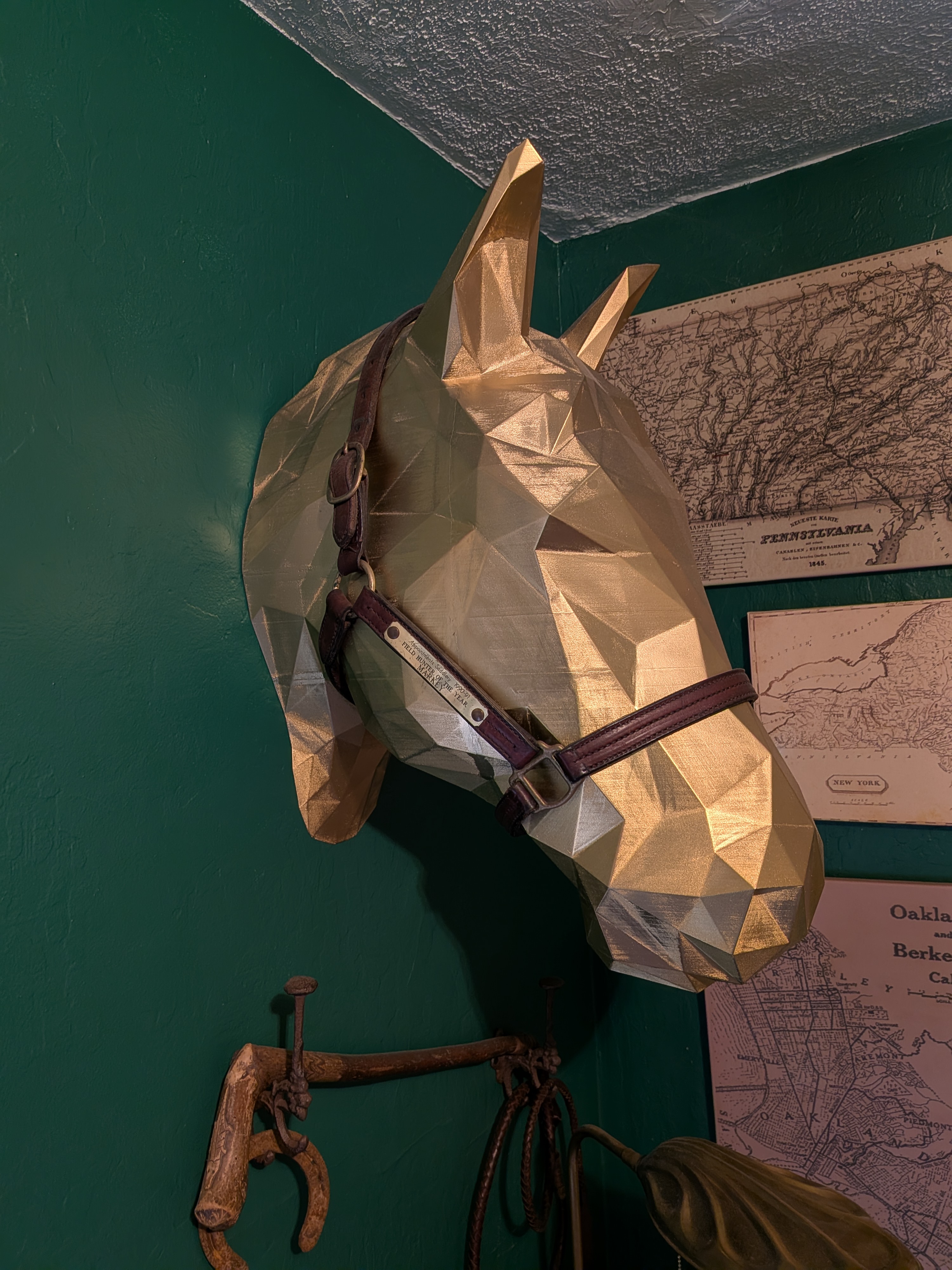 Life-size Low Poly Horse Head Wall Mount