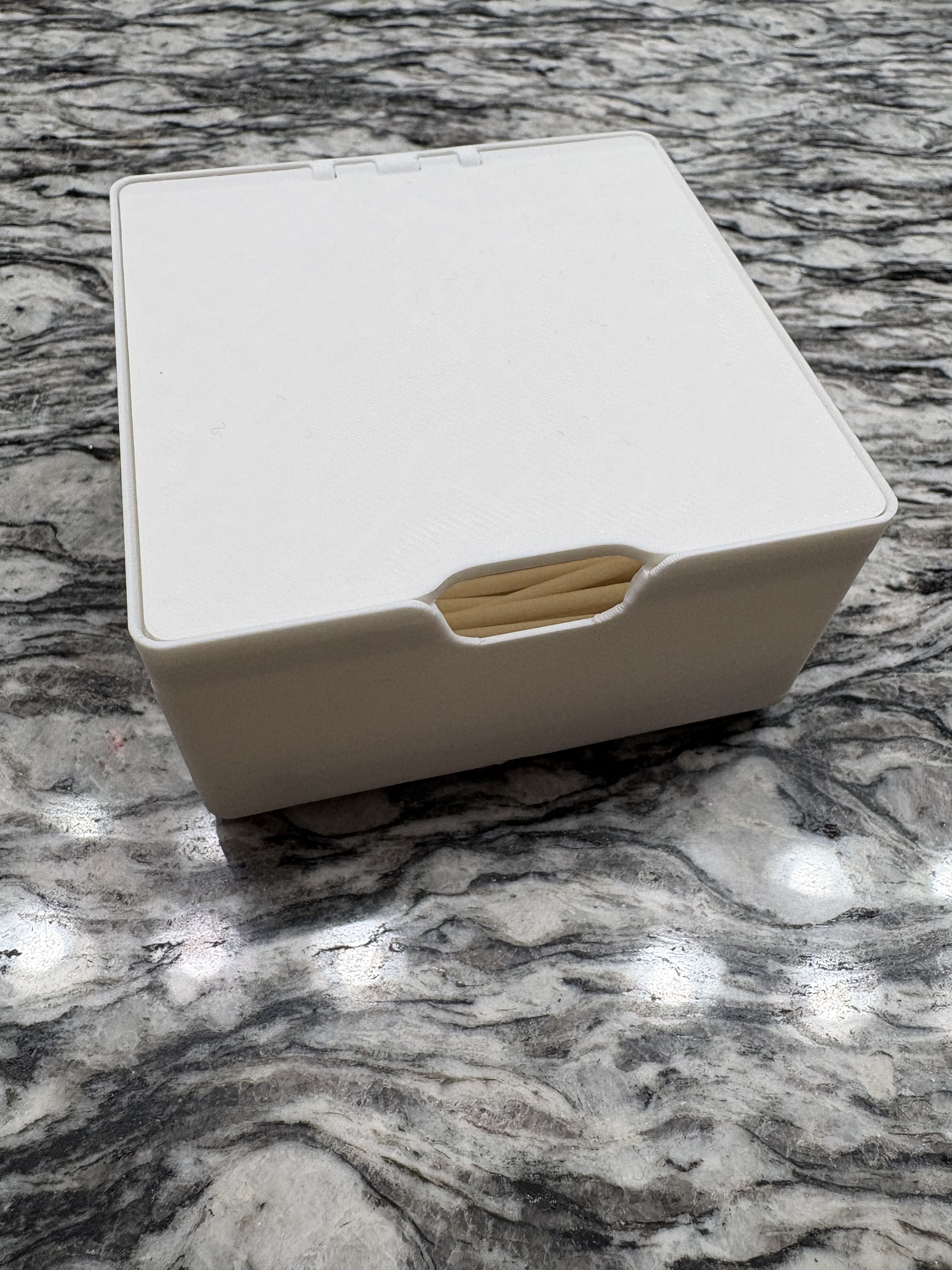 Gridfinity Hinged Box - cutout remix
