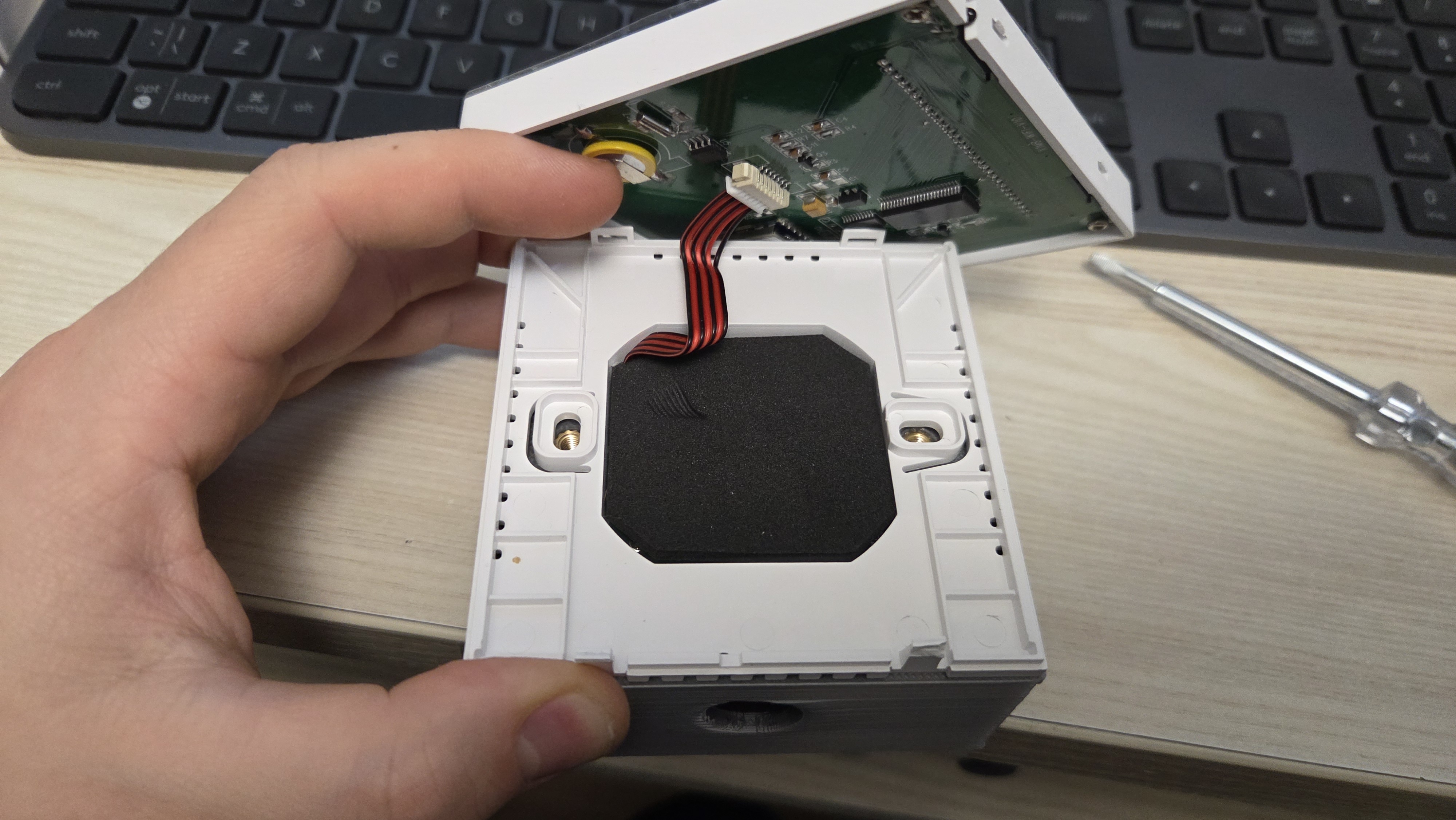 Miniatura 2 do modelo 3D Square Electrical Junction Box – Surface Mounting