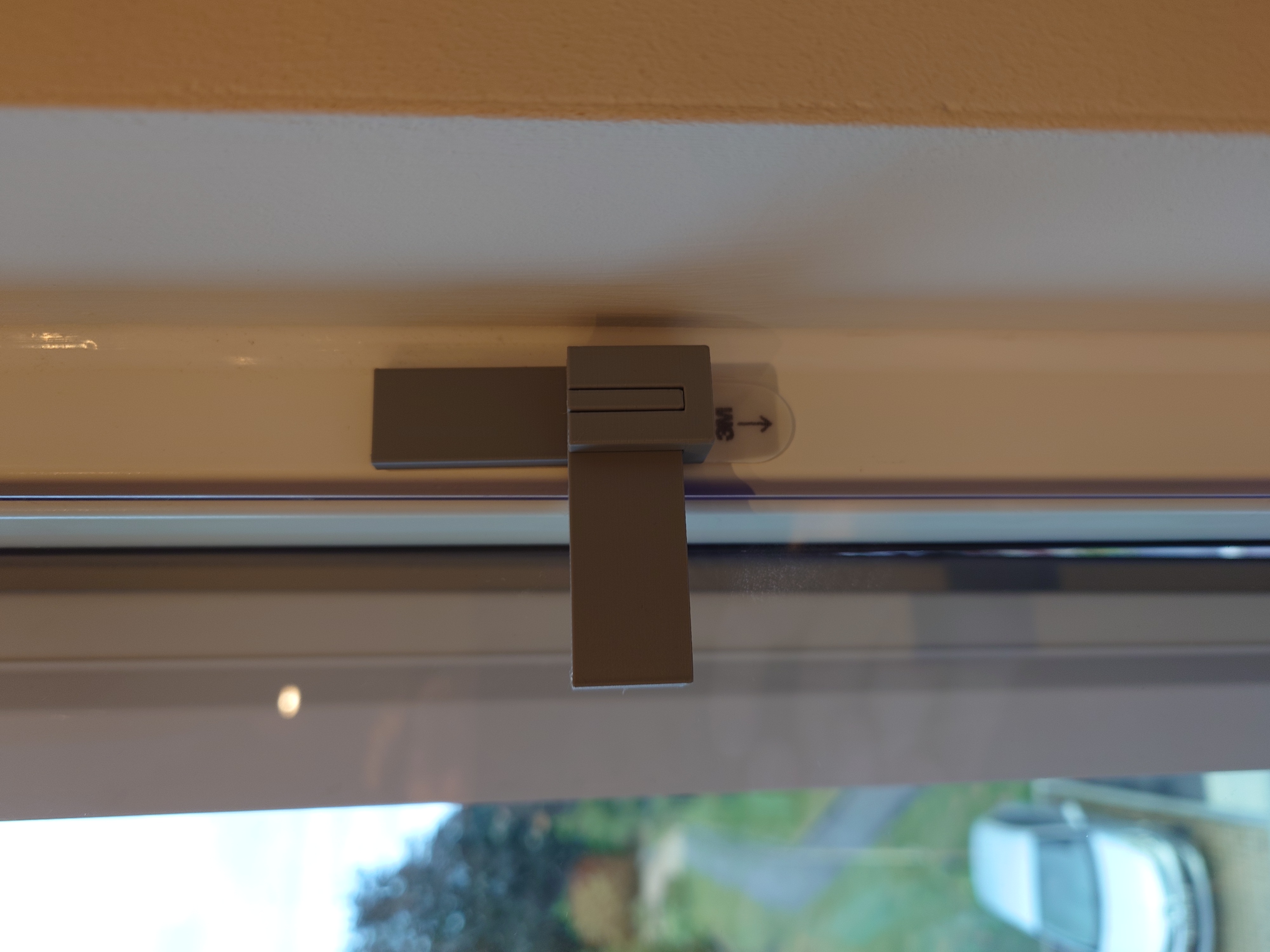 18mm wide window frame latch