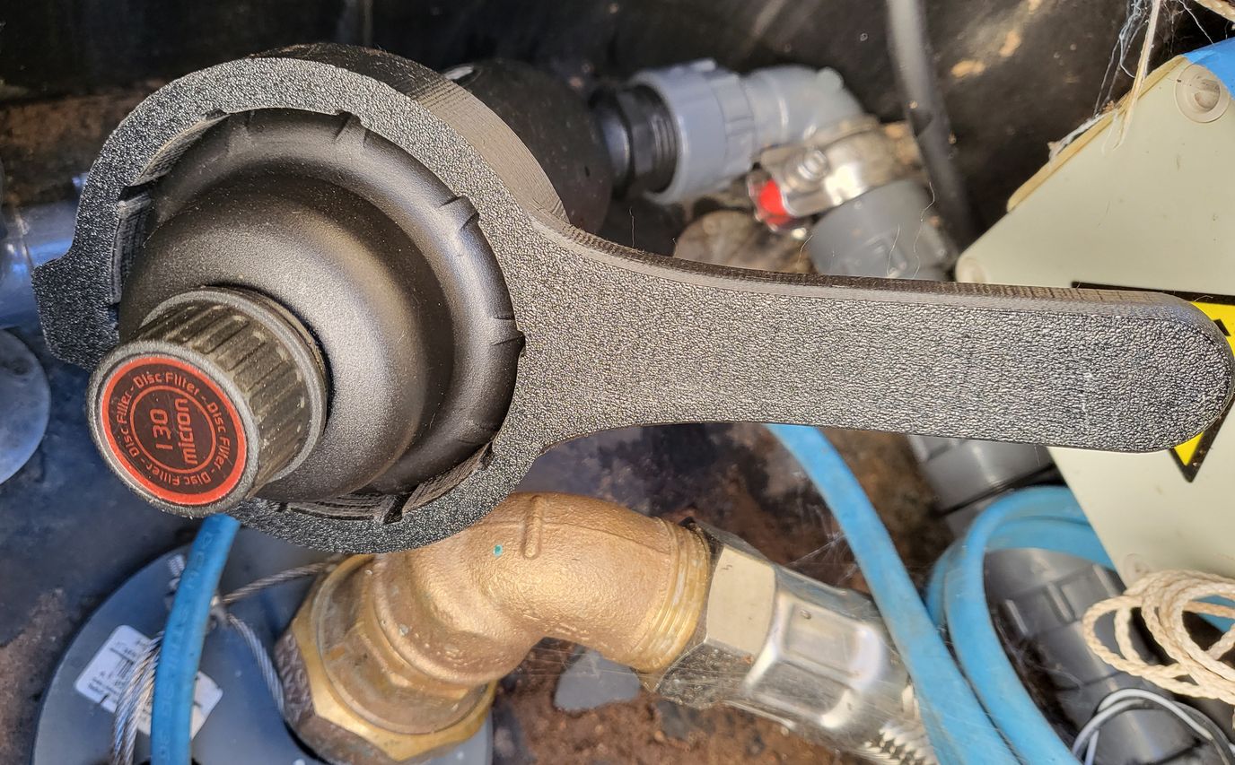 Gartenbewässerung - Schlüssel für / garden irrigation - spanner tool for Rainbird filter LCRBY100D