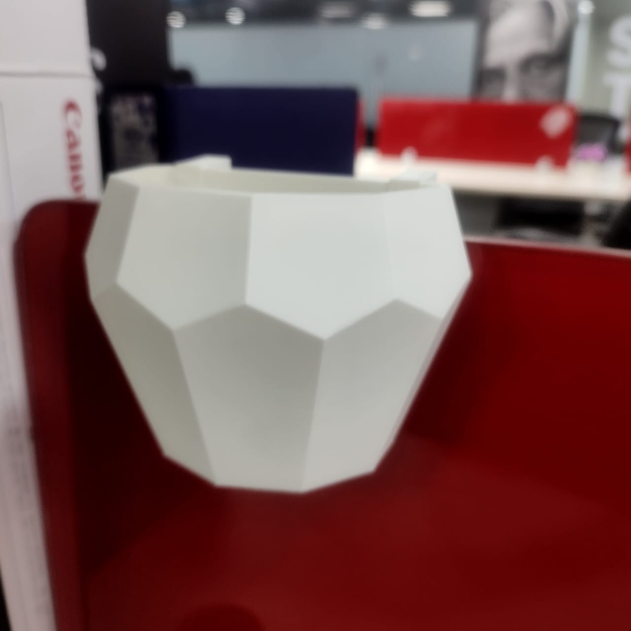 Office Haning pot