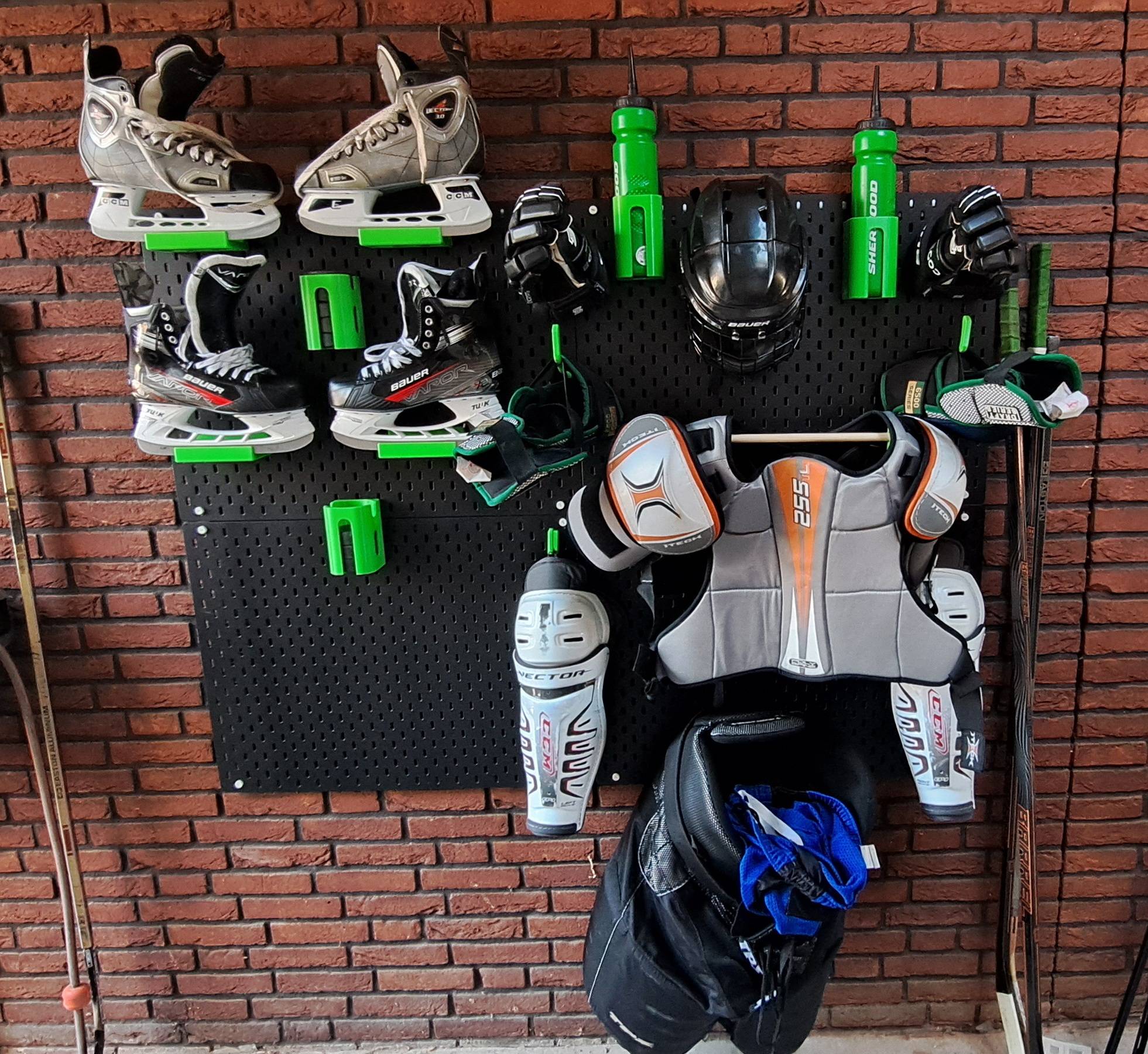 Skådis Hockey gear board
