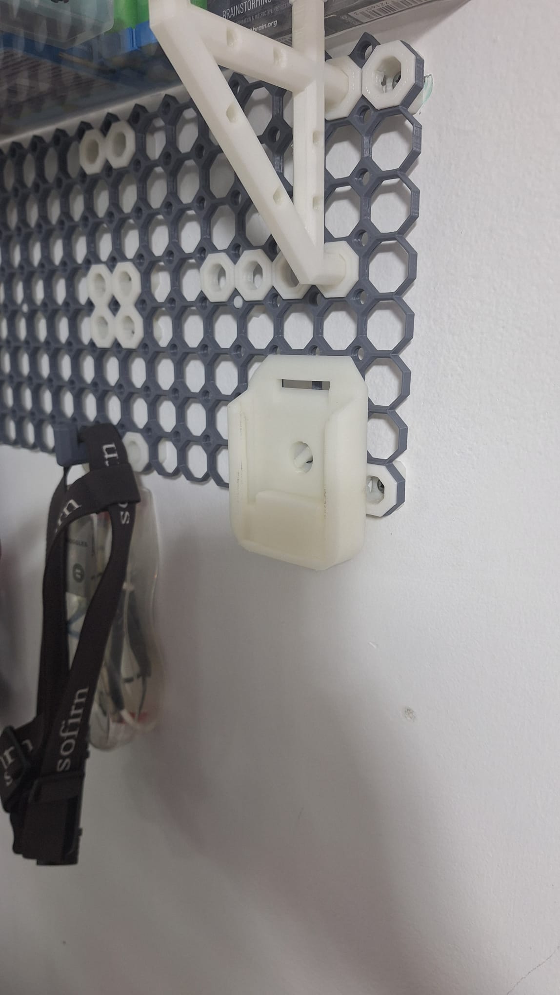Makita LXT multiboard battery holder (bolted from front and back)