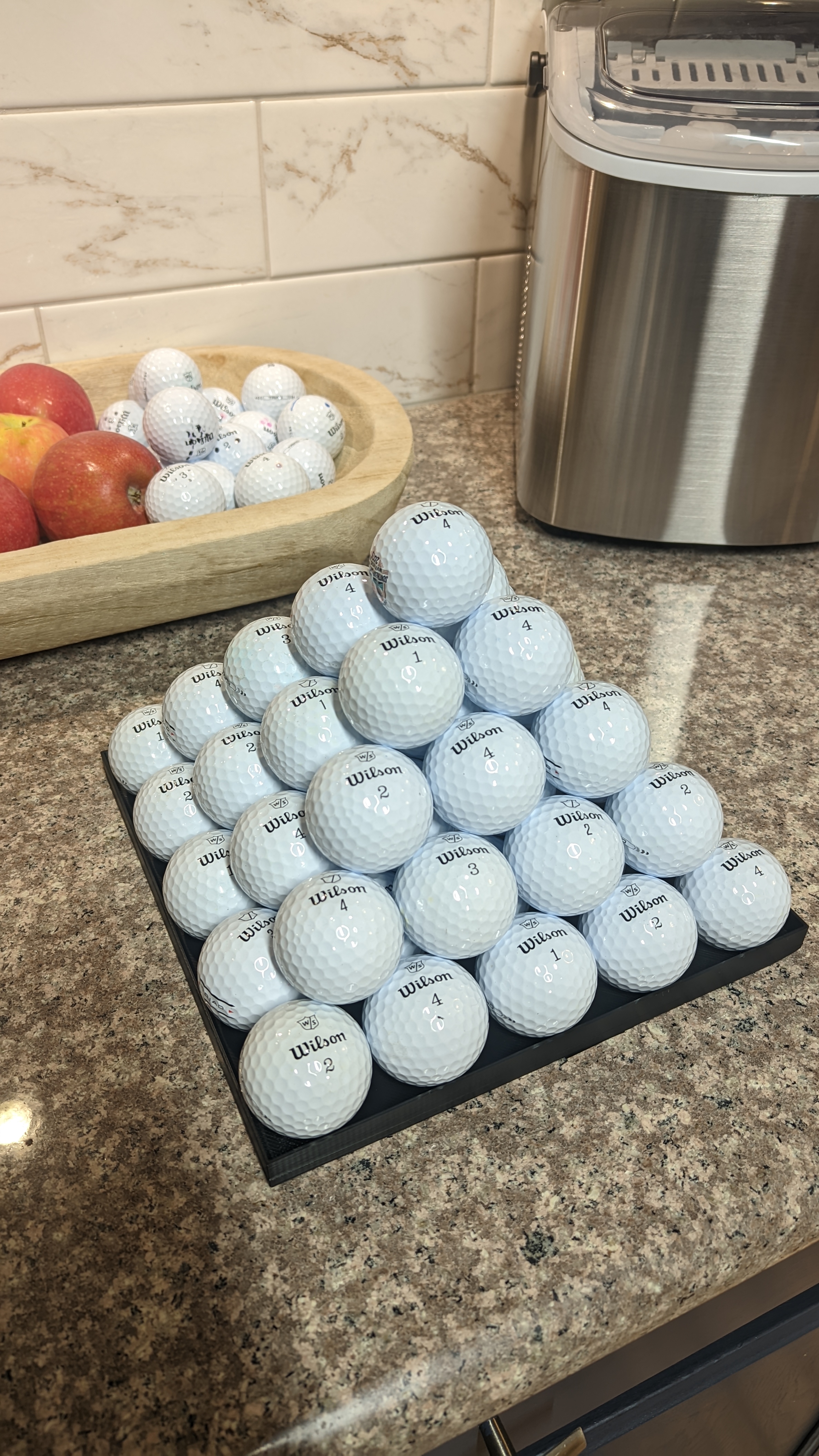 Golf ball pyramid stacker 5x5