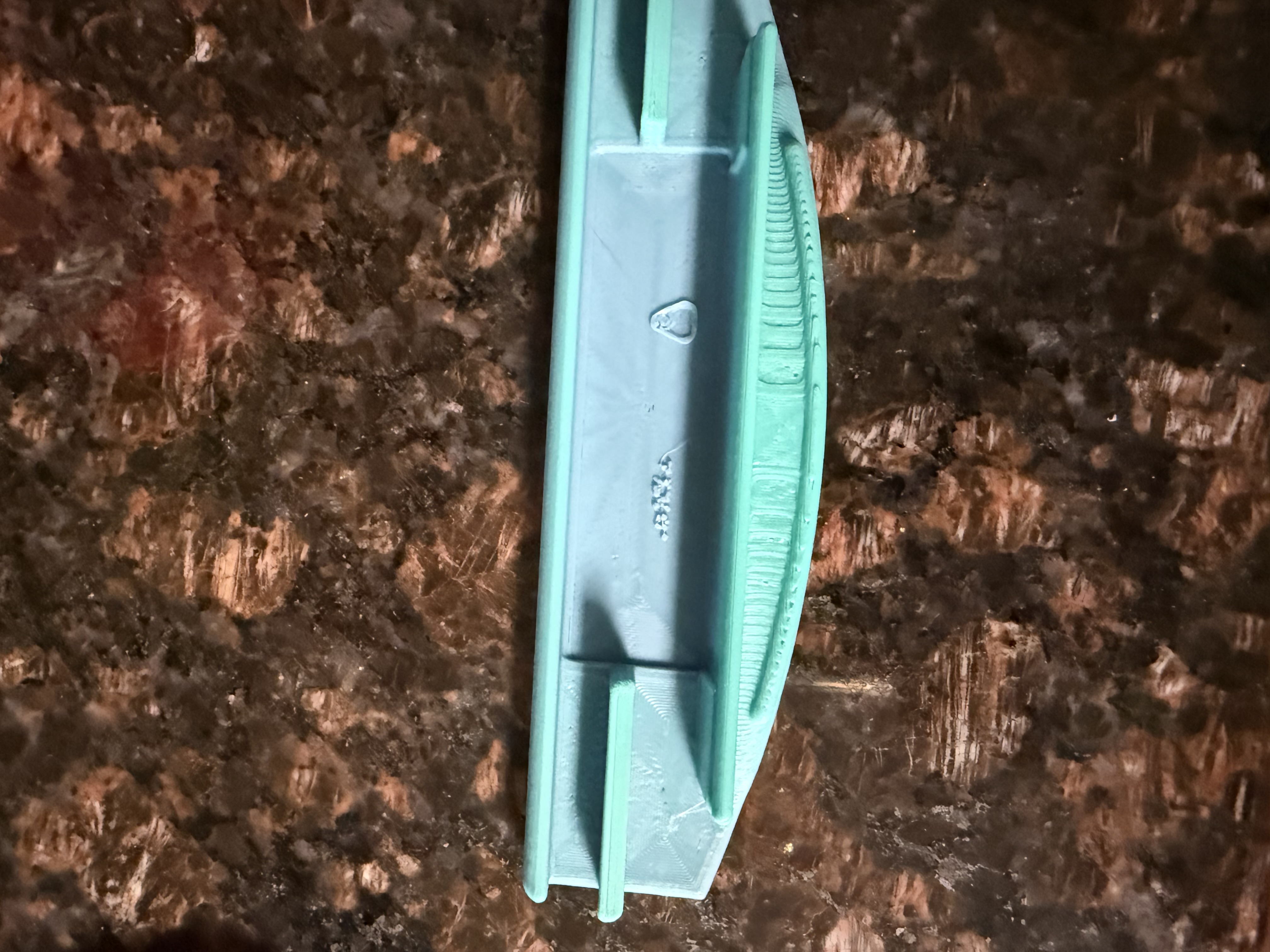 Tote Latch