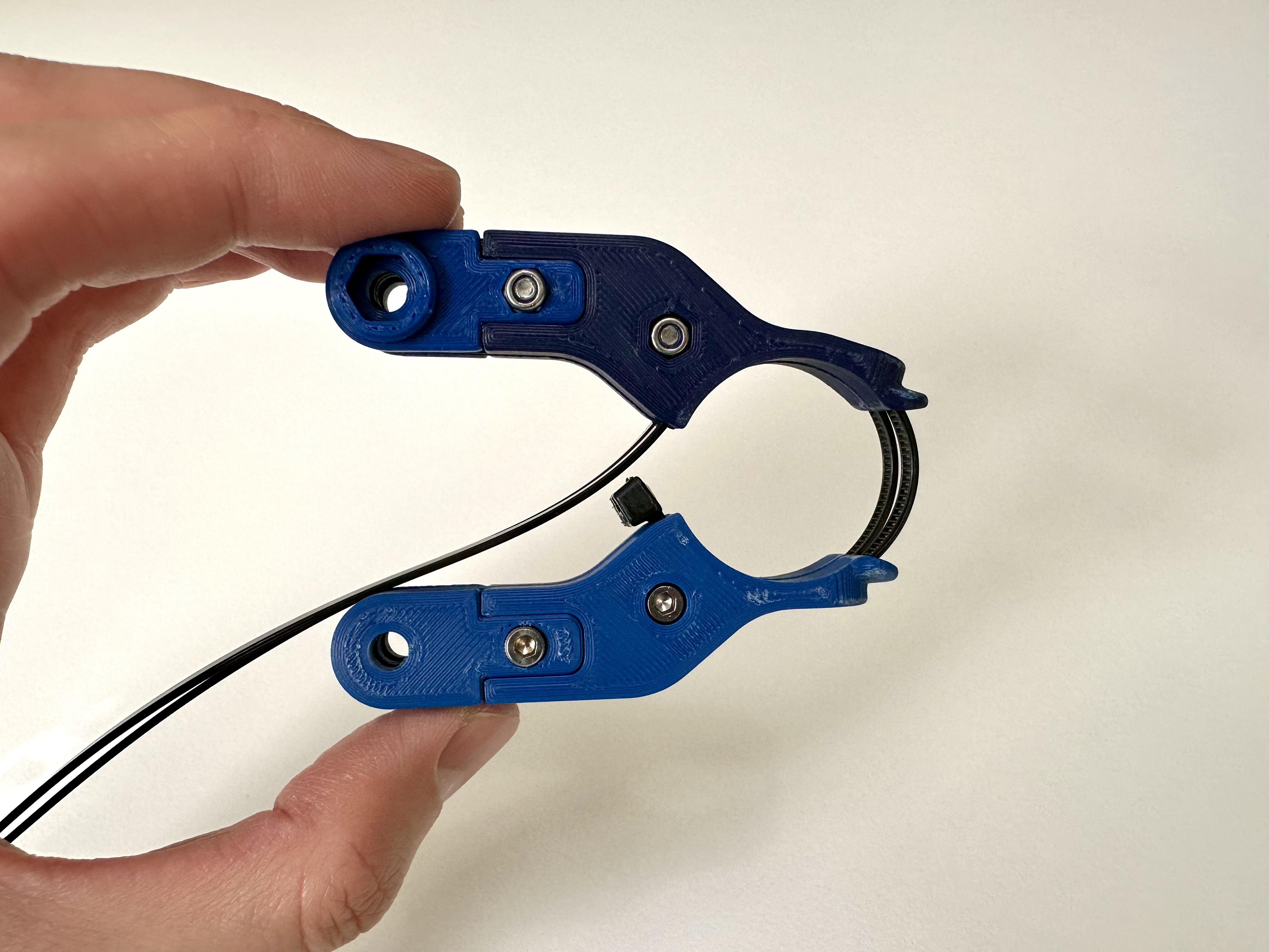 Pretendr: Blendr-Style Accessories Mounting for Trek Bike