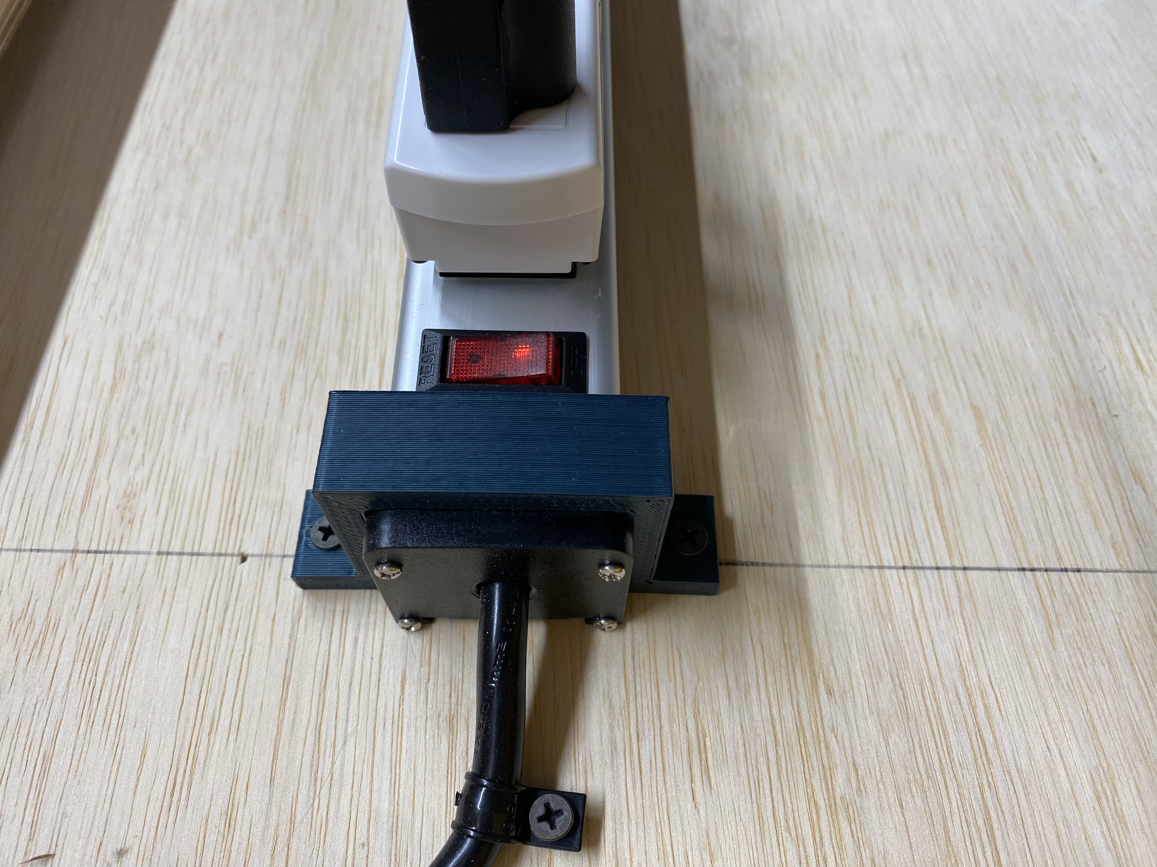 Power strip bracket — thumbnail 3