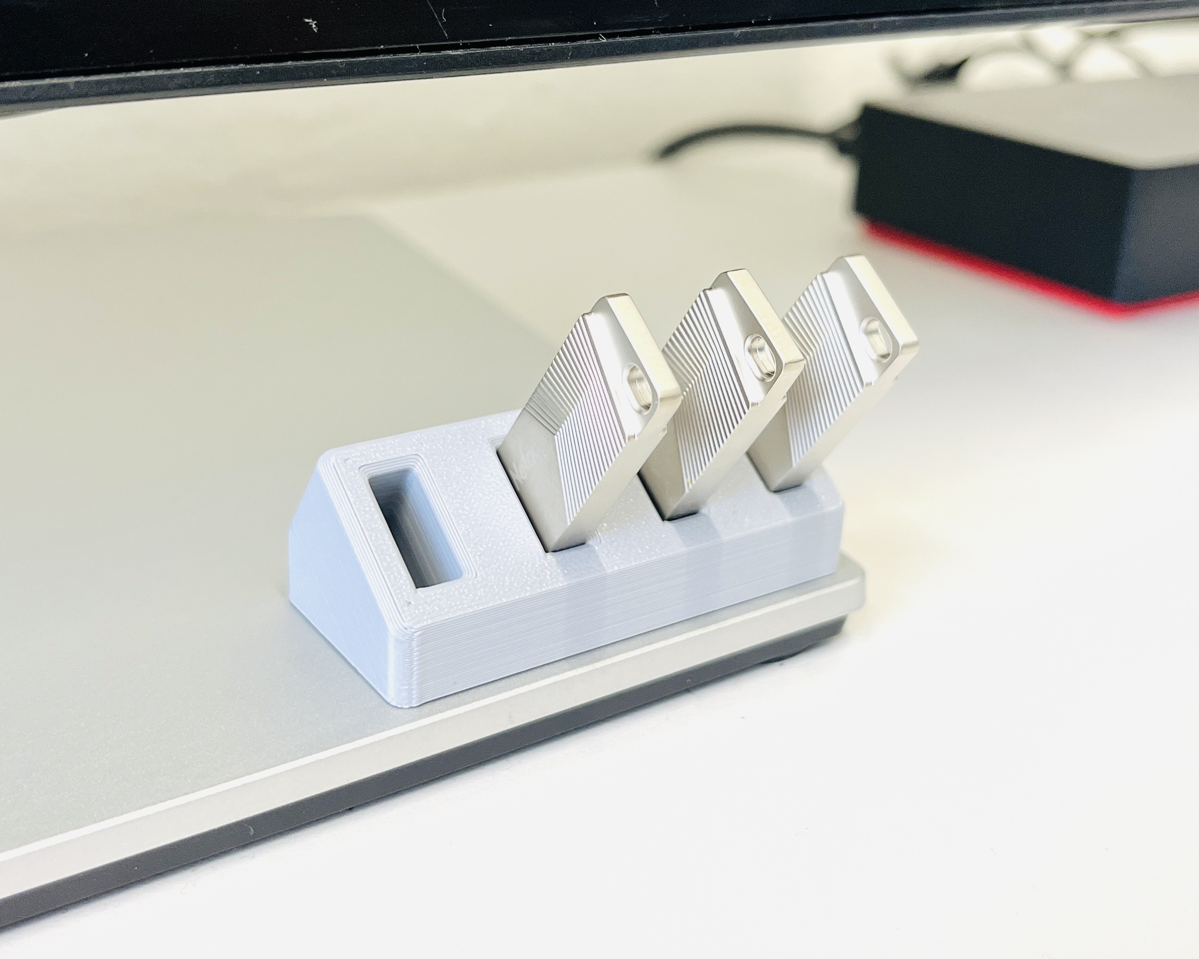 USB Desk Caddy 4x / 10x / parametric