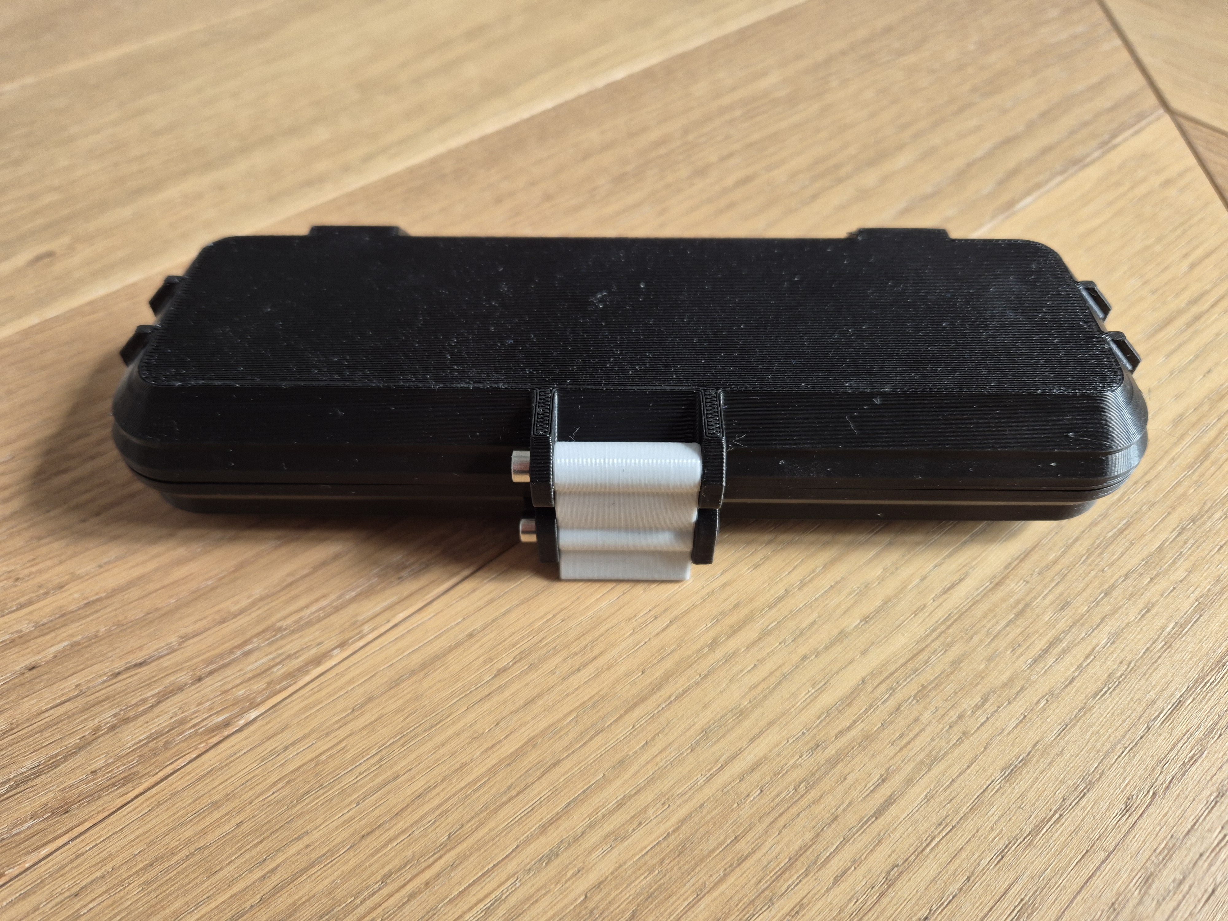 Rugged Pen Case - Parametric