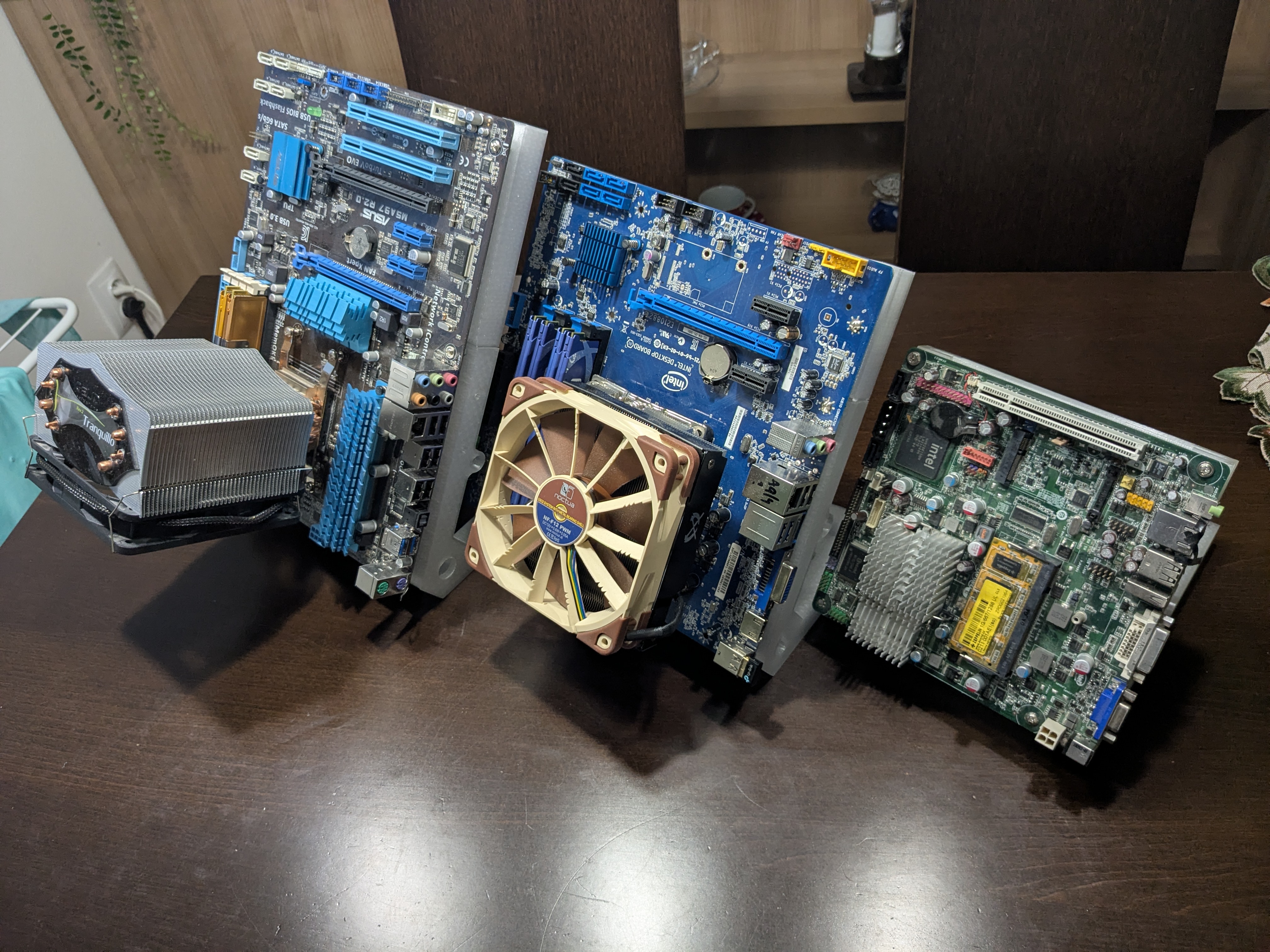 Open PC stand