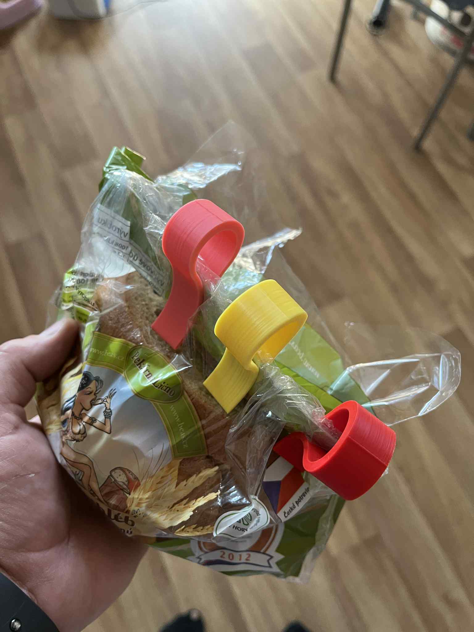 Clip for food in the bag, close on the bag