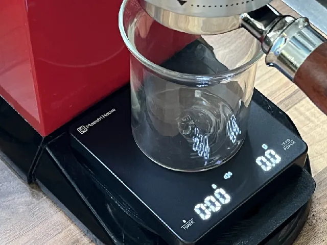 Delonghi Dedica Flatter Scale Platform