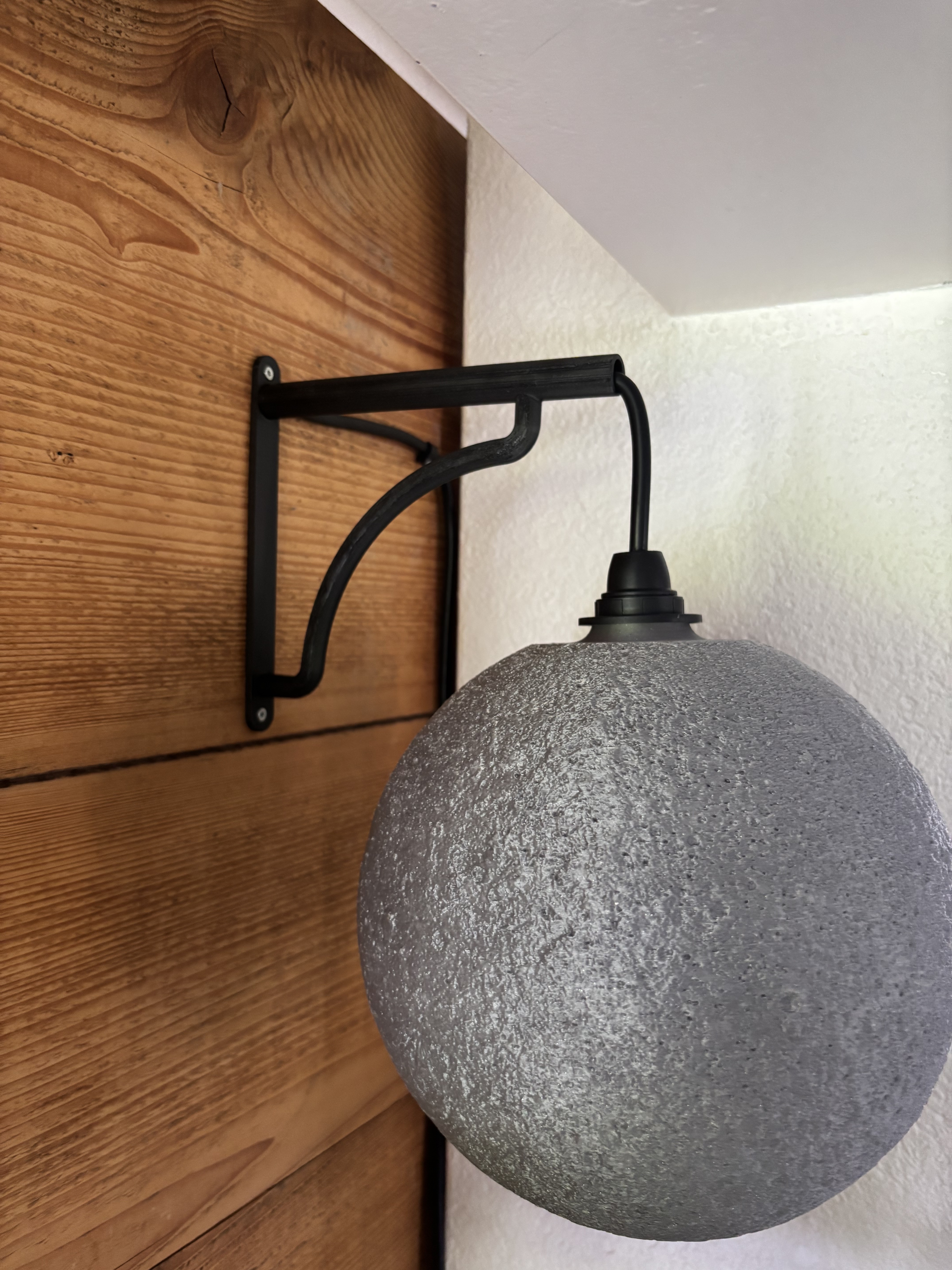 Moon Lamp Wall Mount (Corbel)