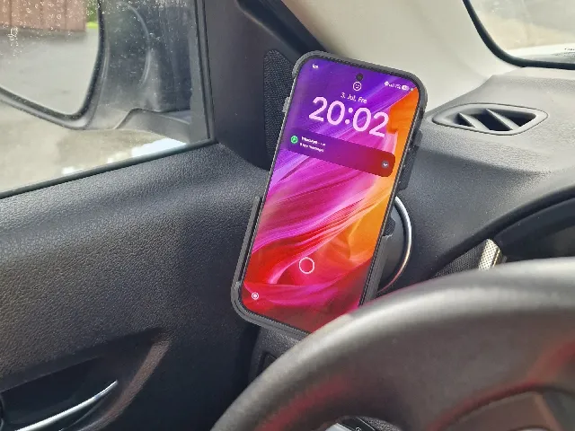 Suzuki Vitara Slide-in Mount for Xiaomi 17 Ultra with cover
