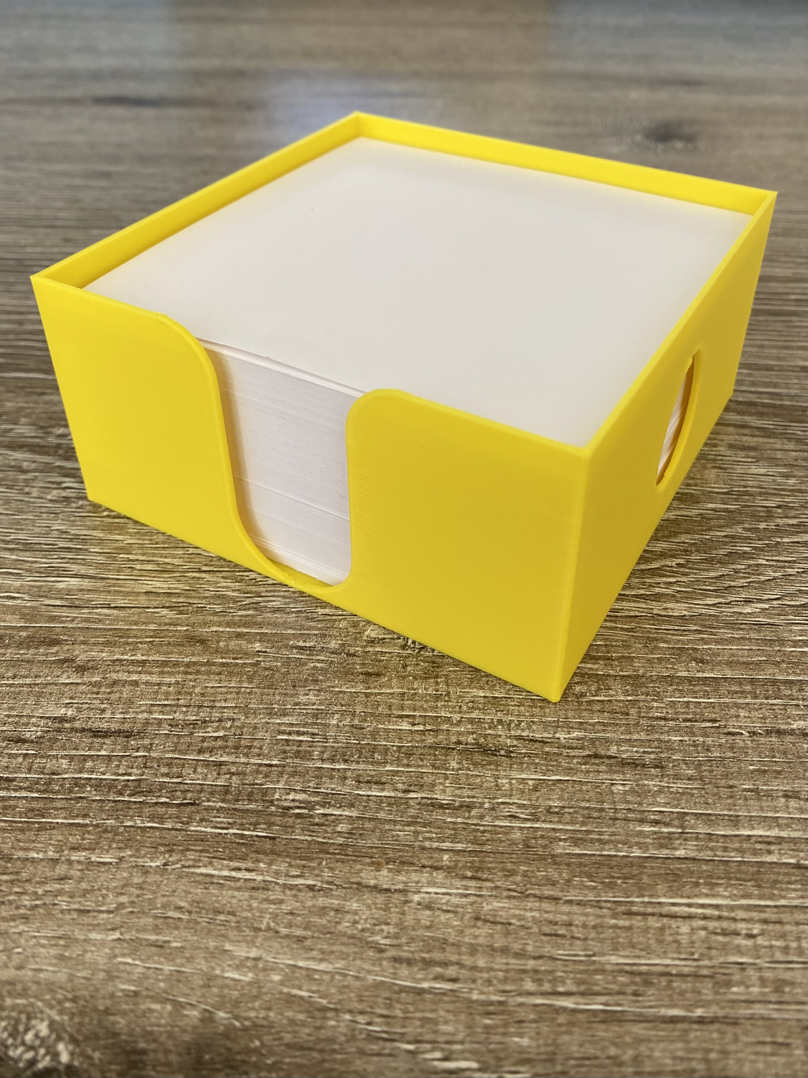 Miniatura 4 do modelo 3D Simple easter paper stack holder with eggs