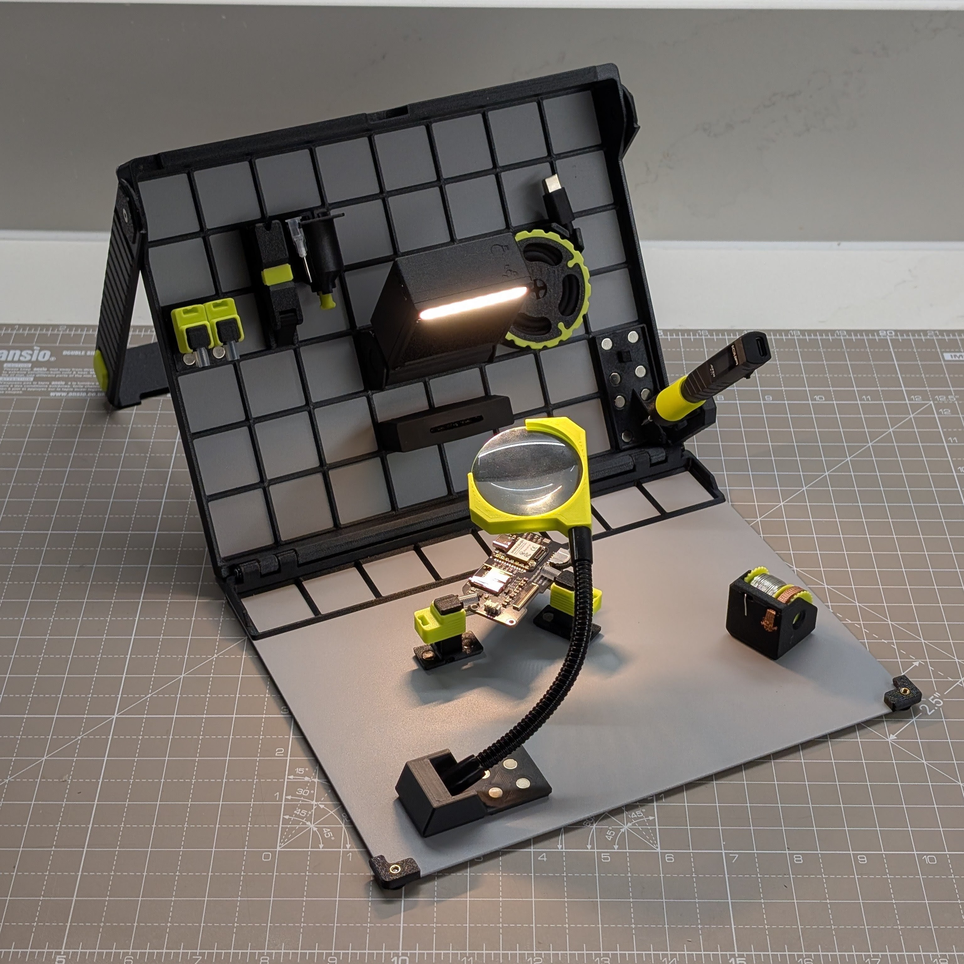 SOLDR Magnifier Module