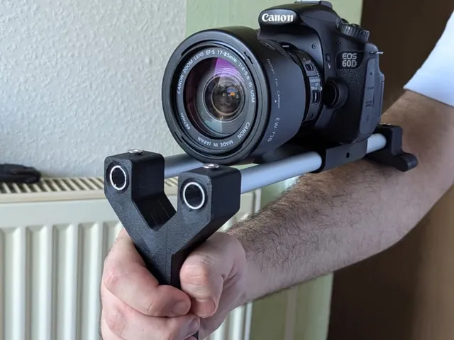 CämGrip – Ergonomic  Slingshot Camera Rig
