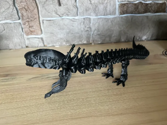Flexi Articualted Dragon Xenomorph with pose-able limbs