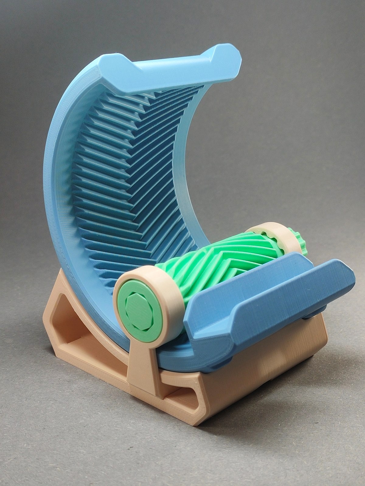 Miniatura 6 do modelo 3D Geared Phone Stand