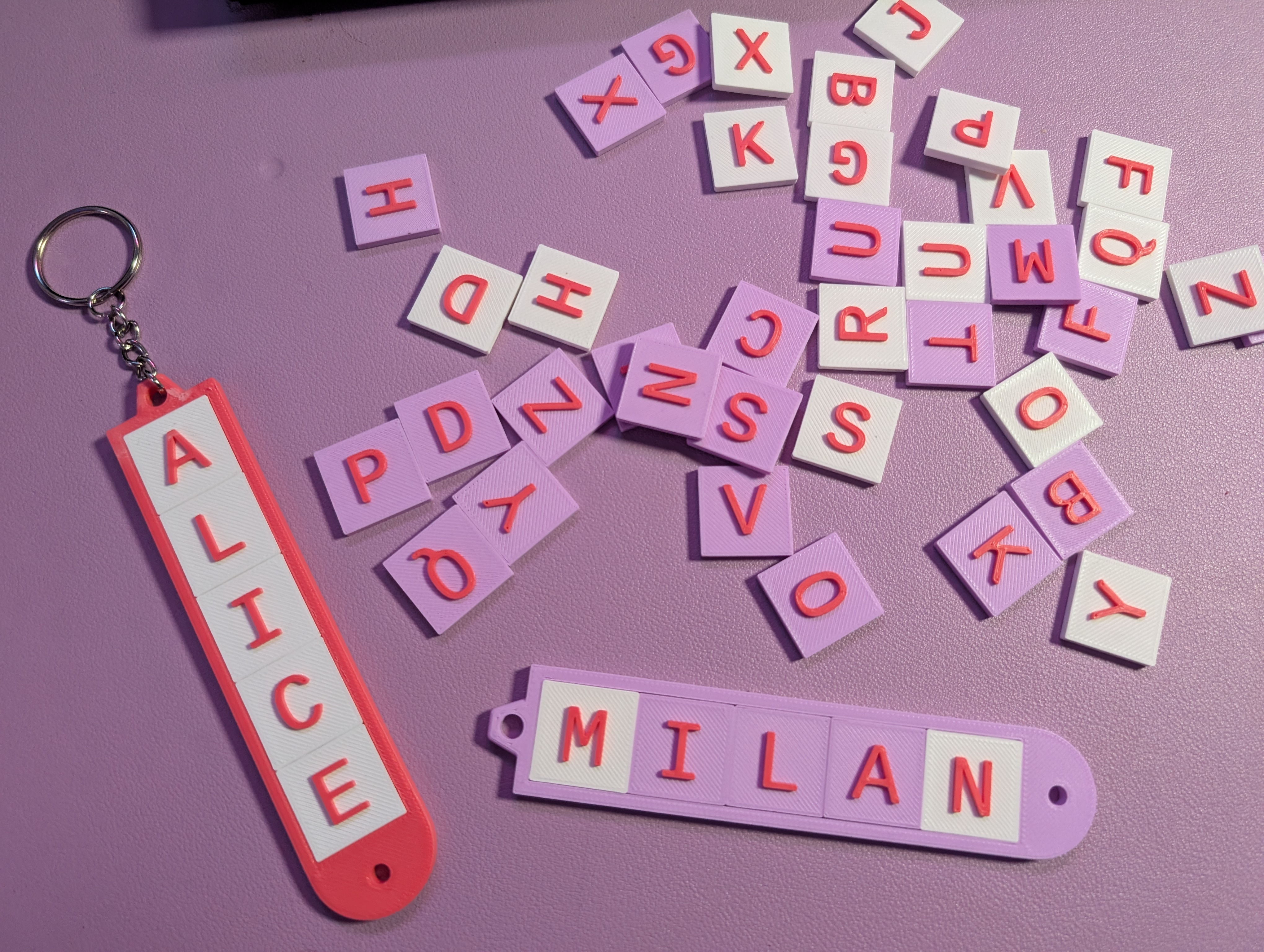 Parametric Tiled Nametags 3D model by Heidi Makes