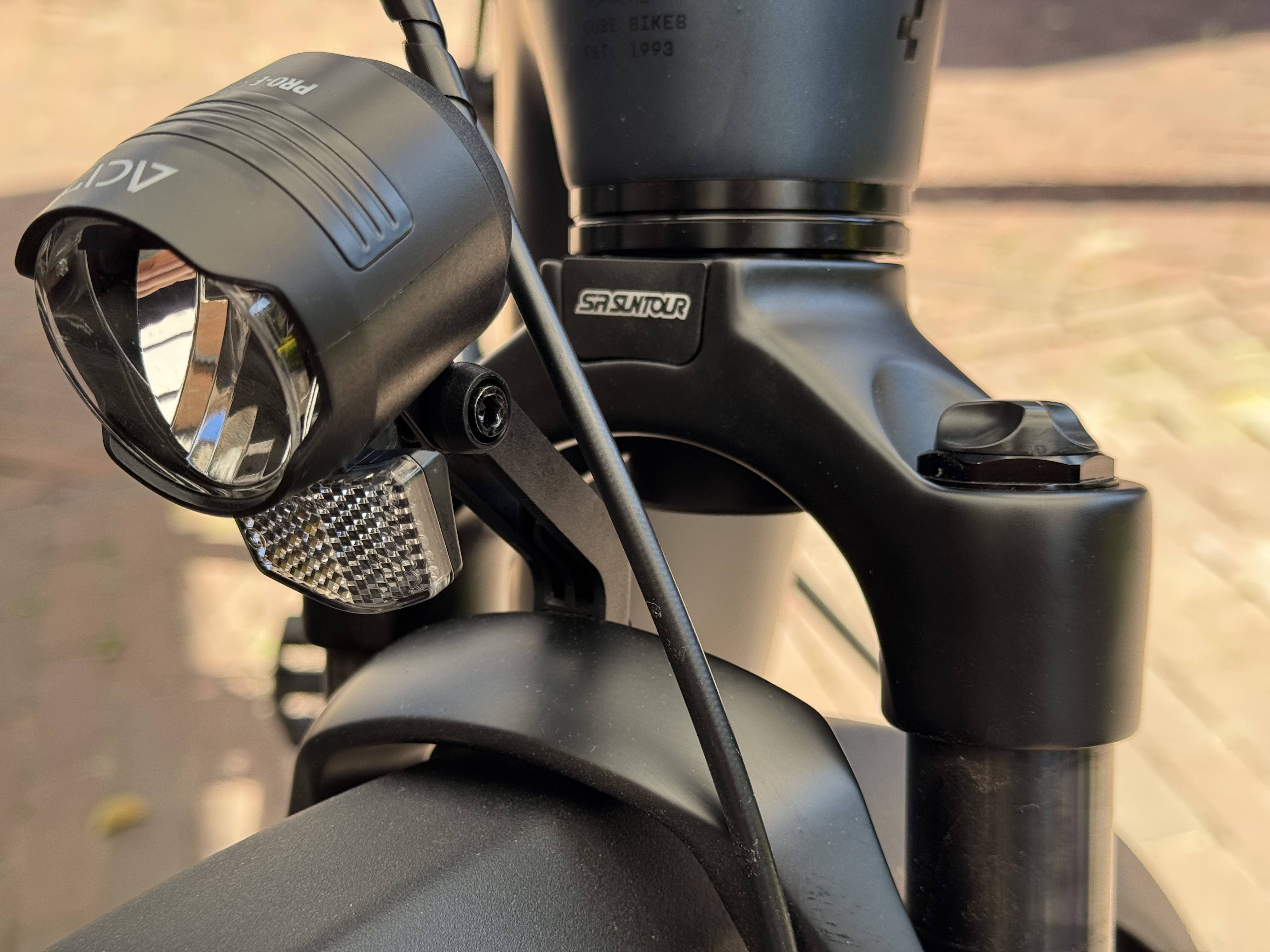 Cube E-Bike front suspension AirTag