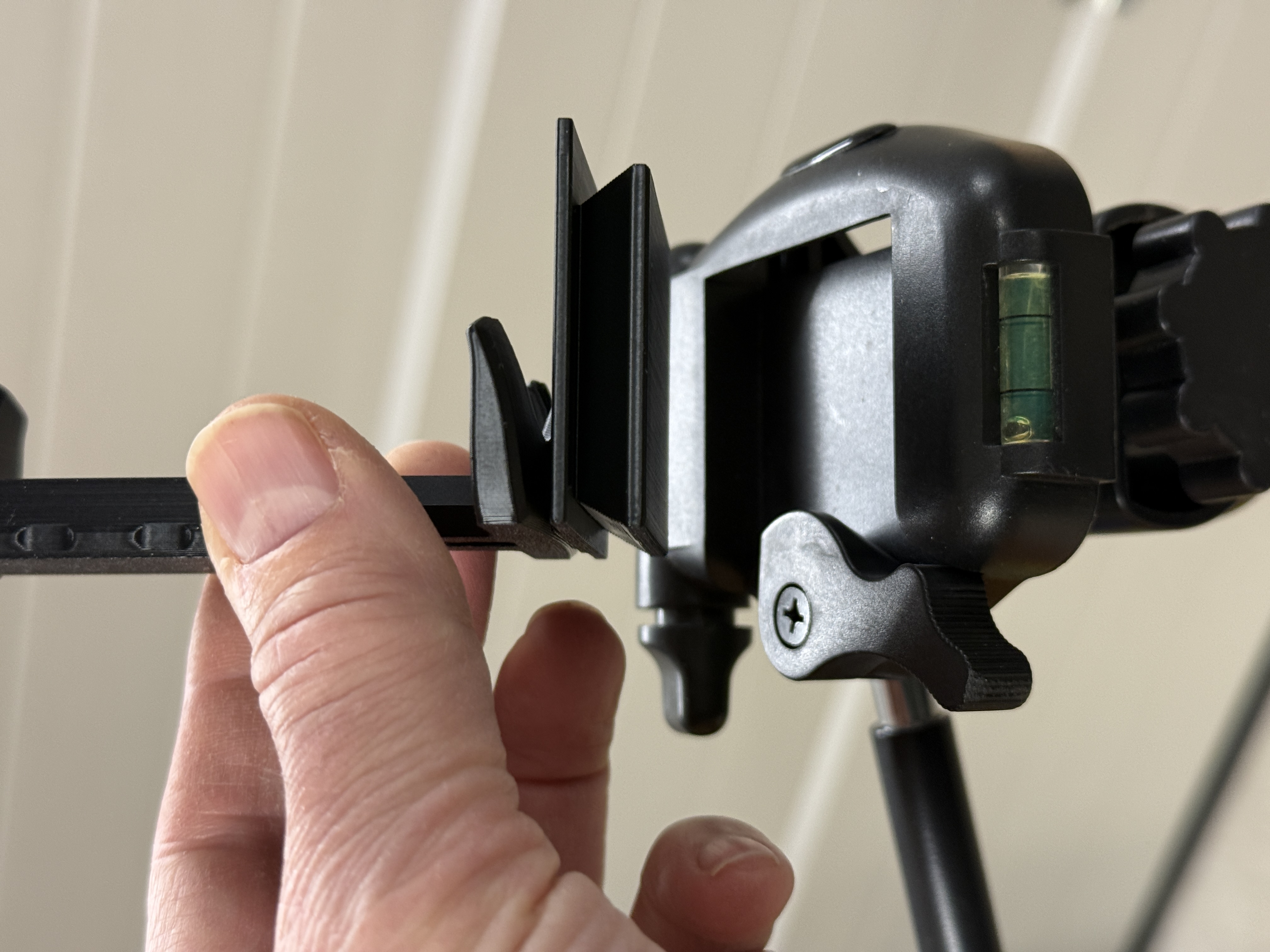 Tripod Mobile Phone Clamp V2 with Added 42,5 mm base used with some Tripods