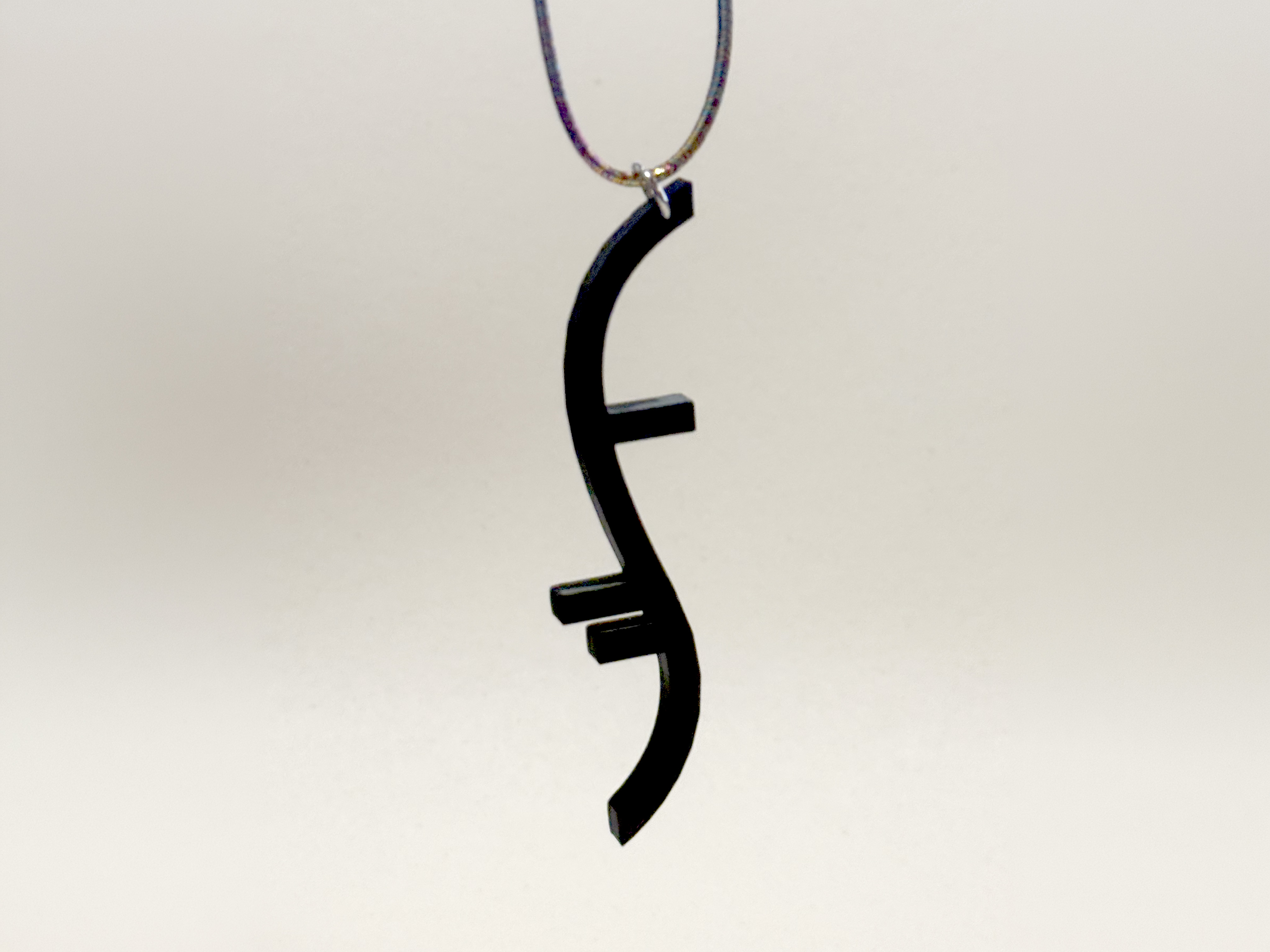 Heroes Symbol Pendant – Godsend (NBC Heroes)