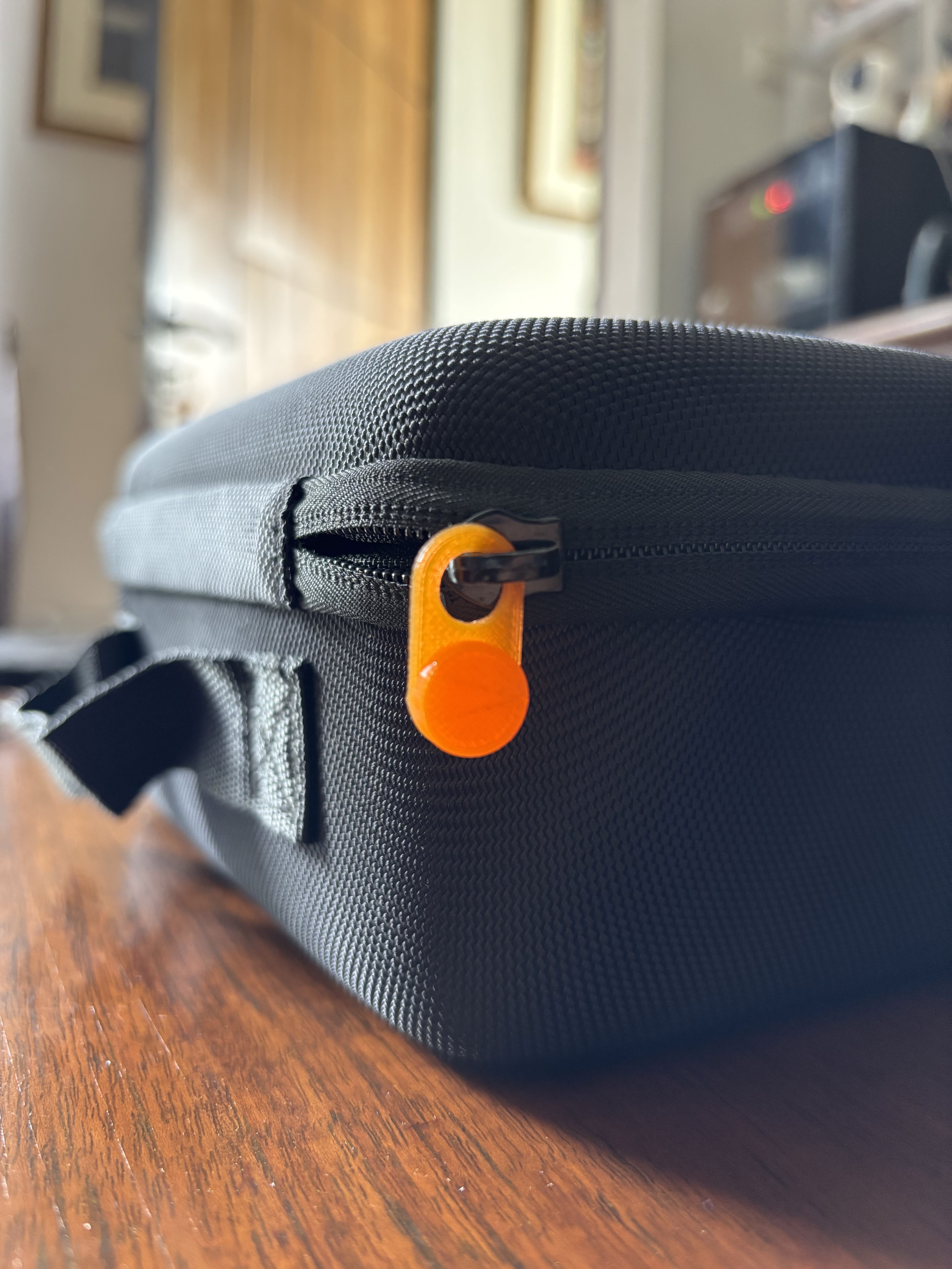 Zipper Pull