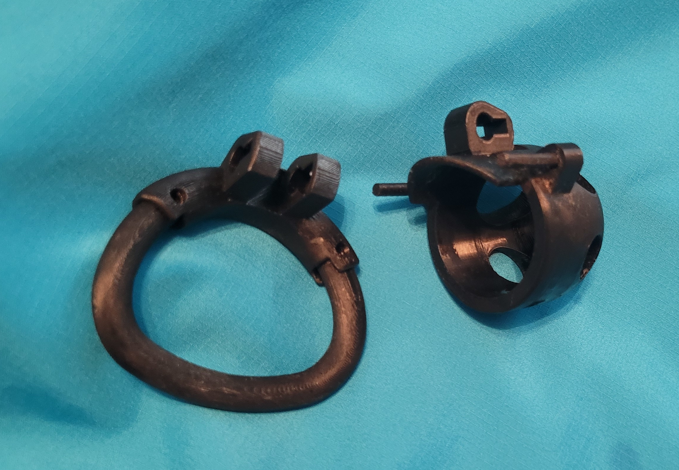 Male Chastity Device with Reverse Pegging — miniatura 2