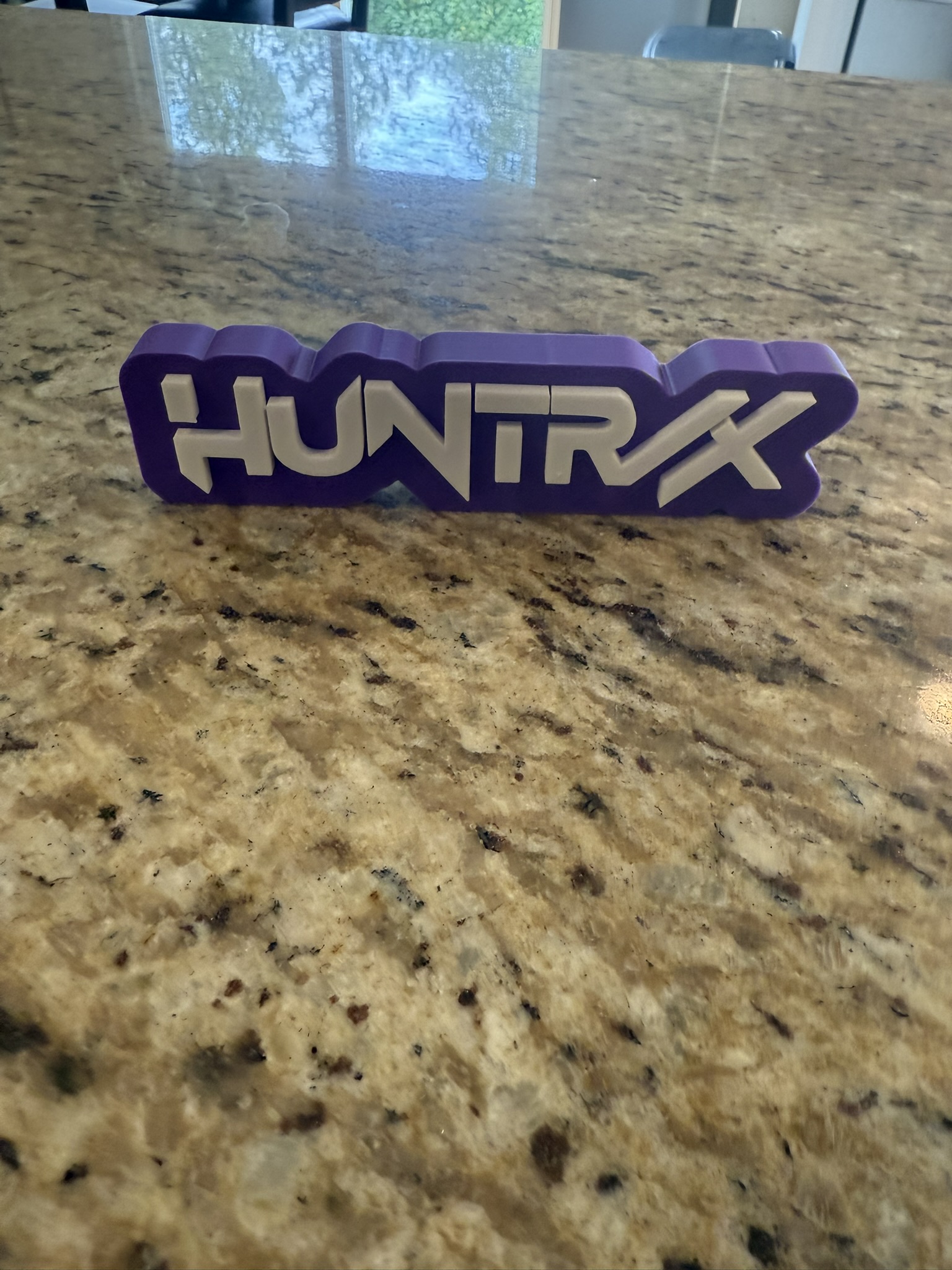 Huntrix Decor Sign – K-Pop Demon Hunters