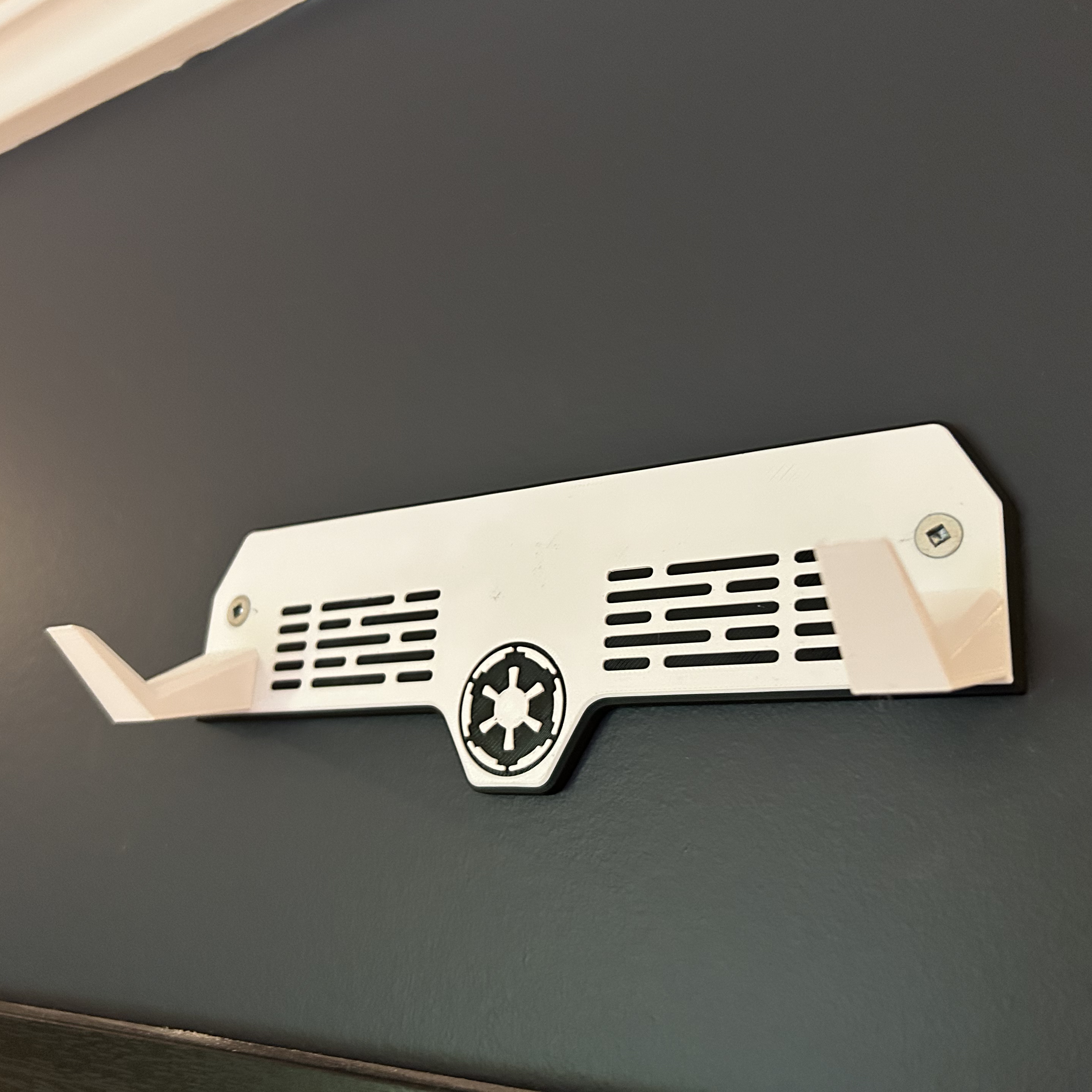 Savi's Workshop / Legacy Saber Horizontal Wall Mount 3D model