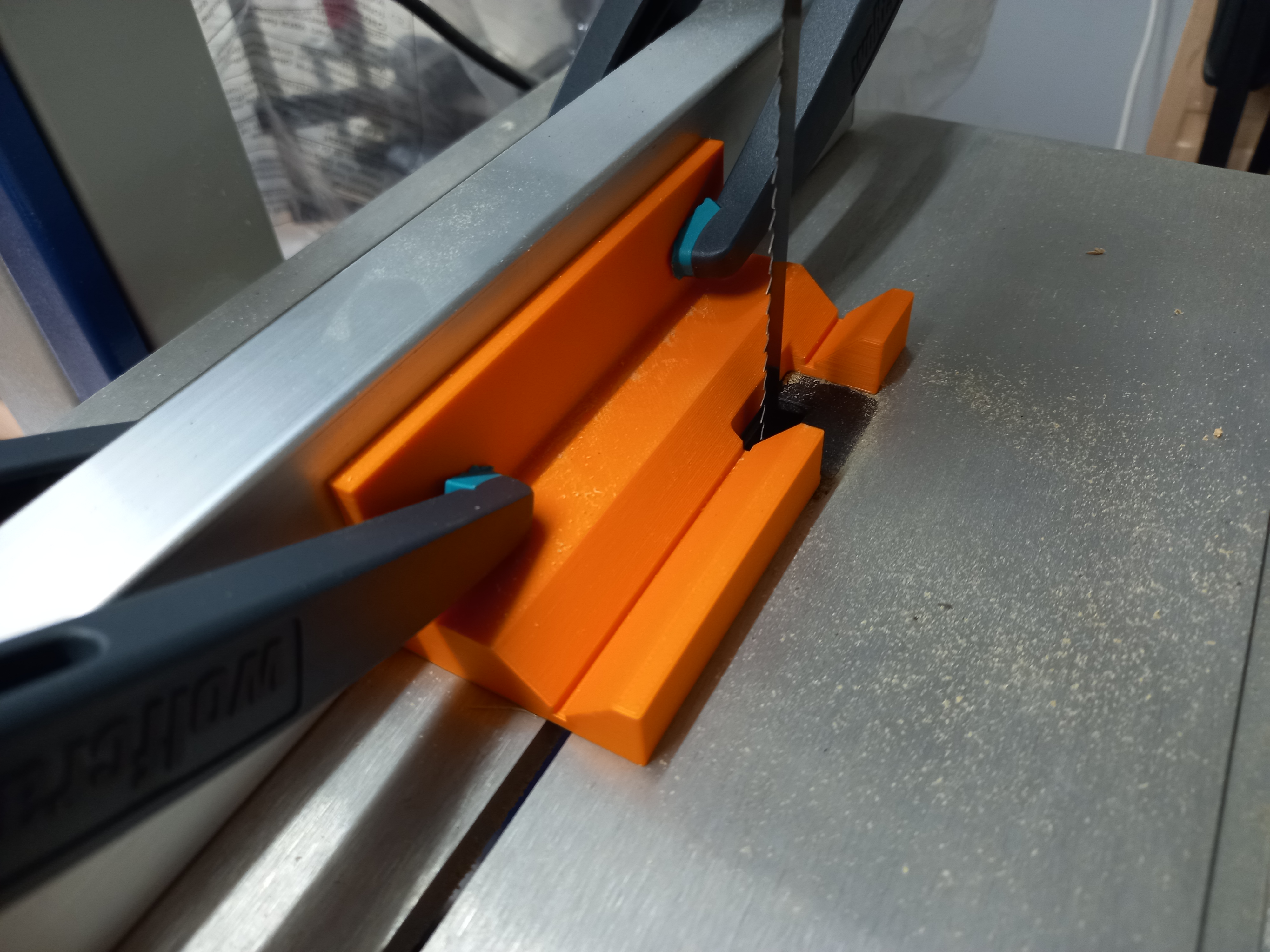 Bandsaw guide 45°