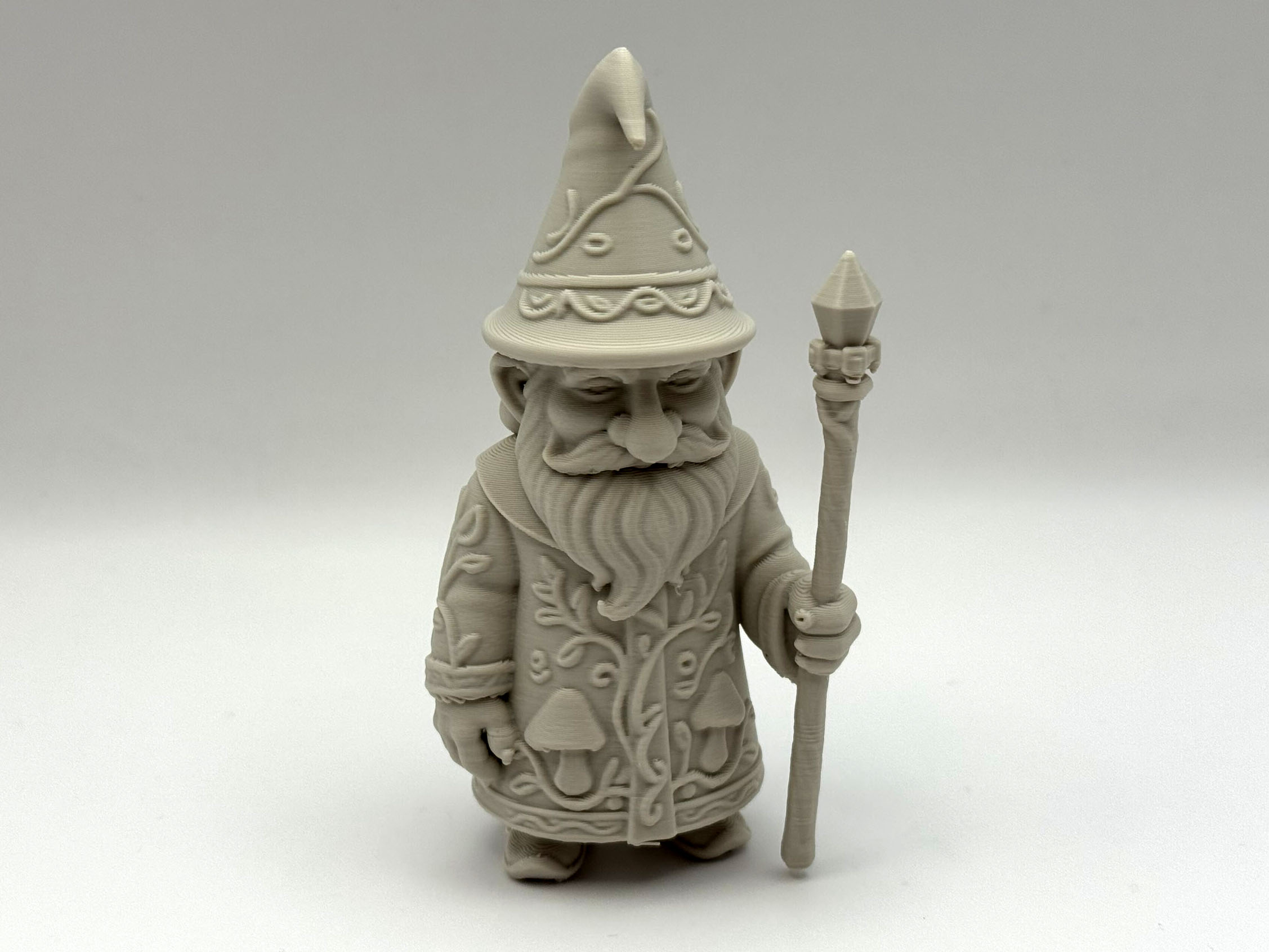 Miniatura 3 do modelo 3D Wizard Garden Gnome