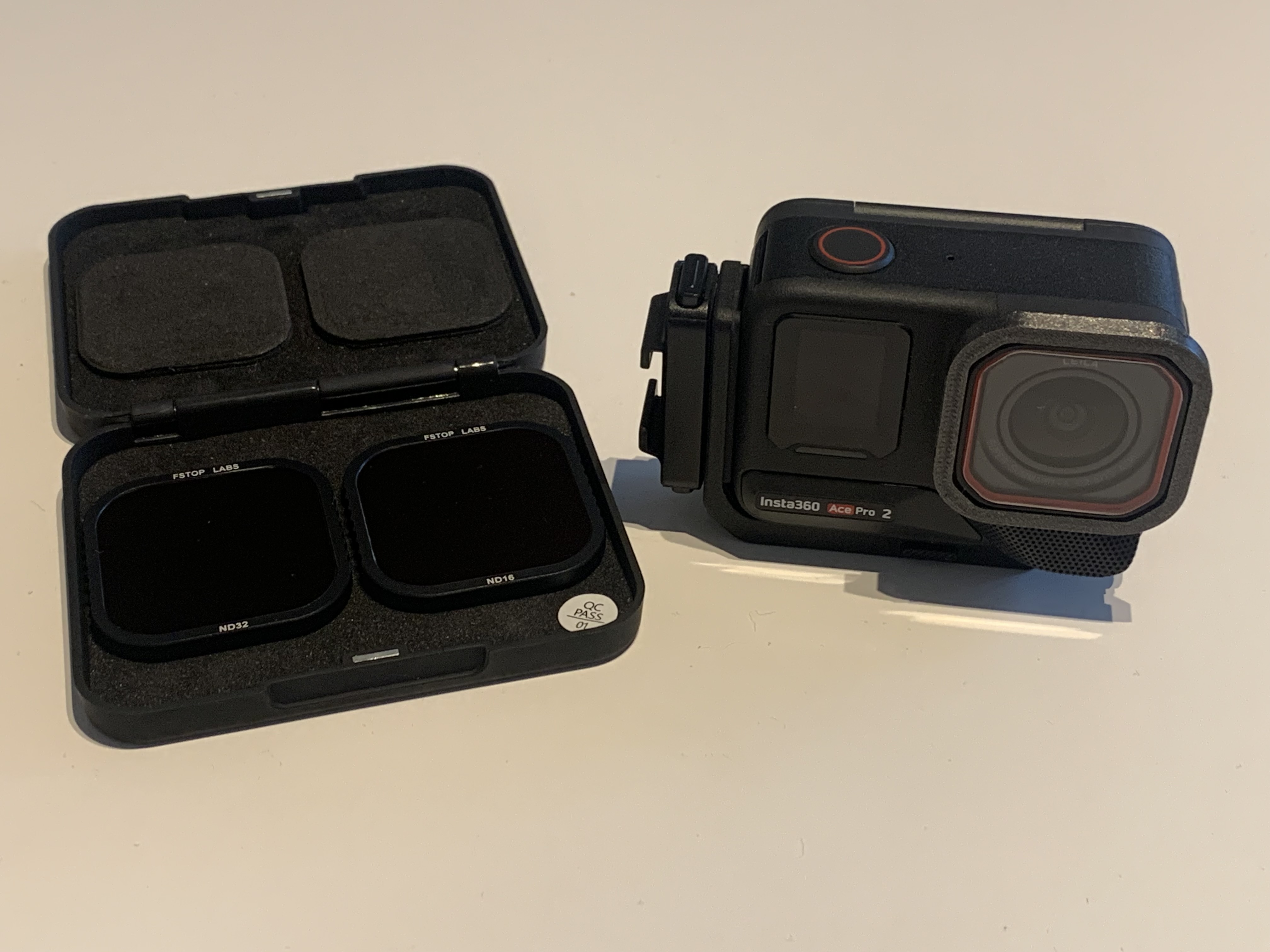 Insta360 Ace Pro 2 Lens Adapter + Cover