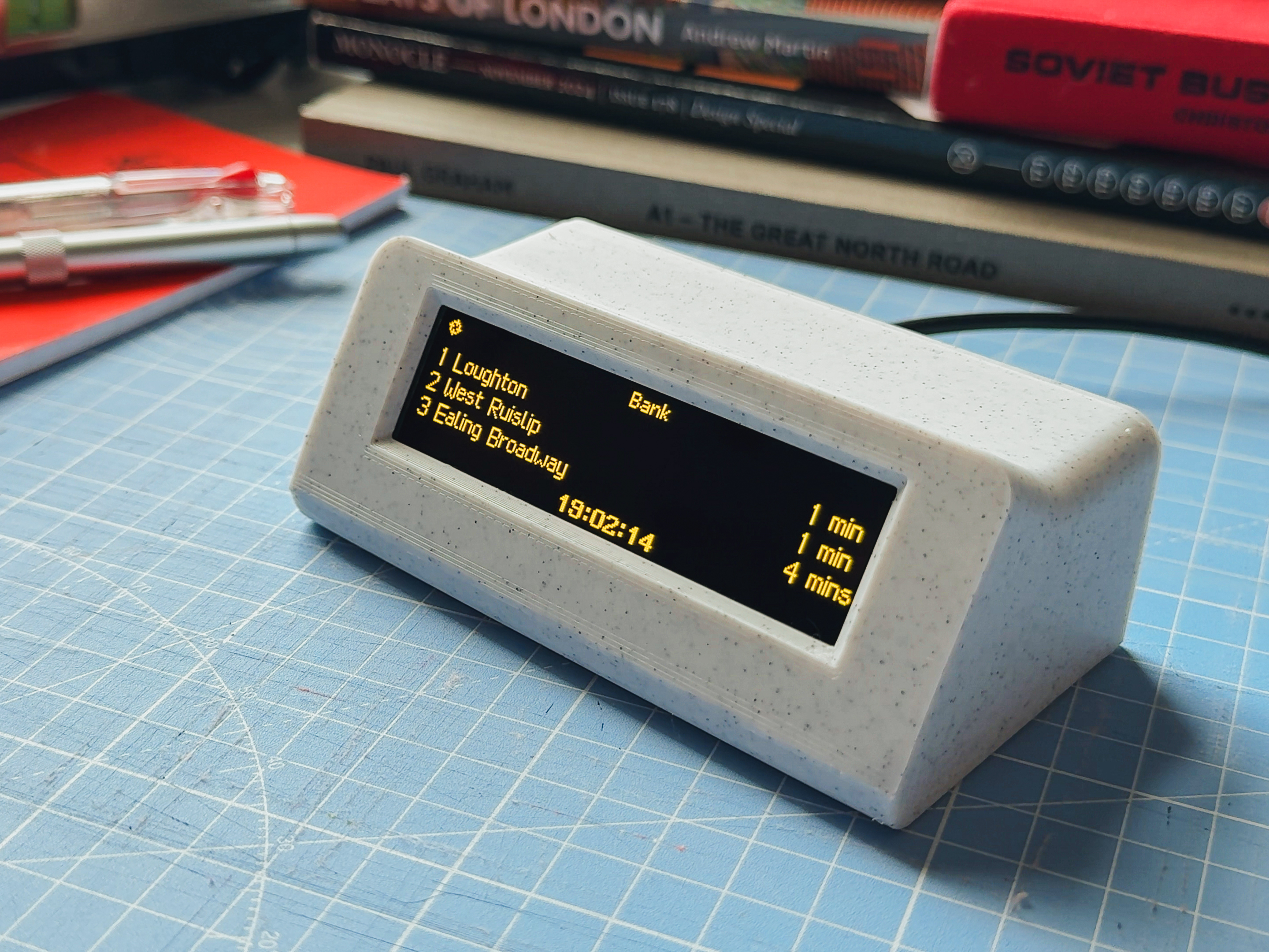 Case for Gadec Departure Board - ESP32 D1 mini and 3.12" OLED