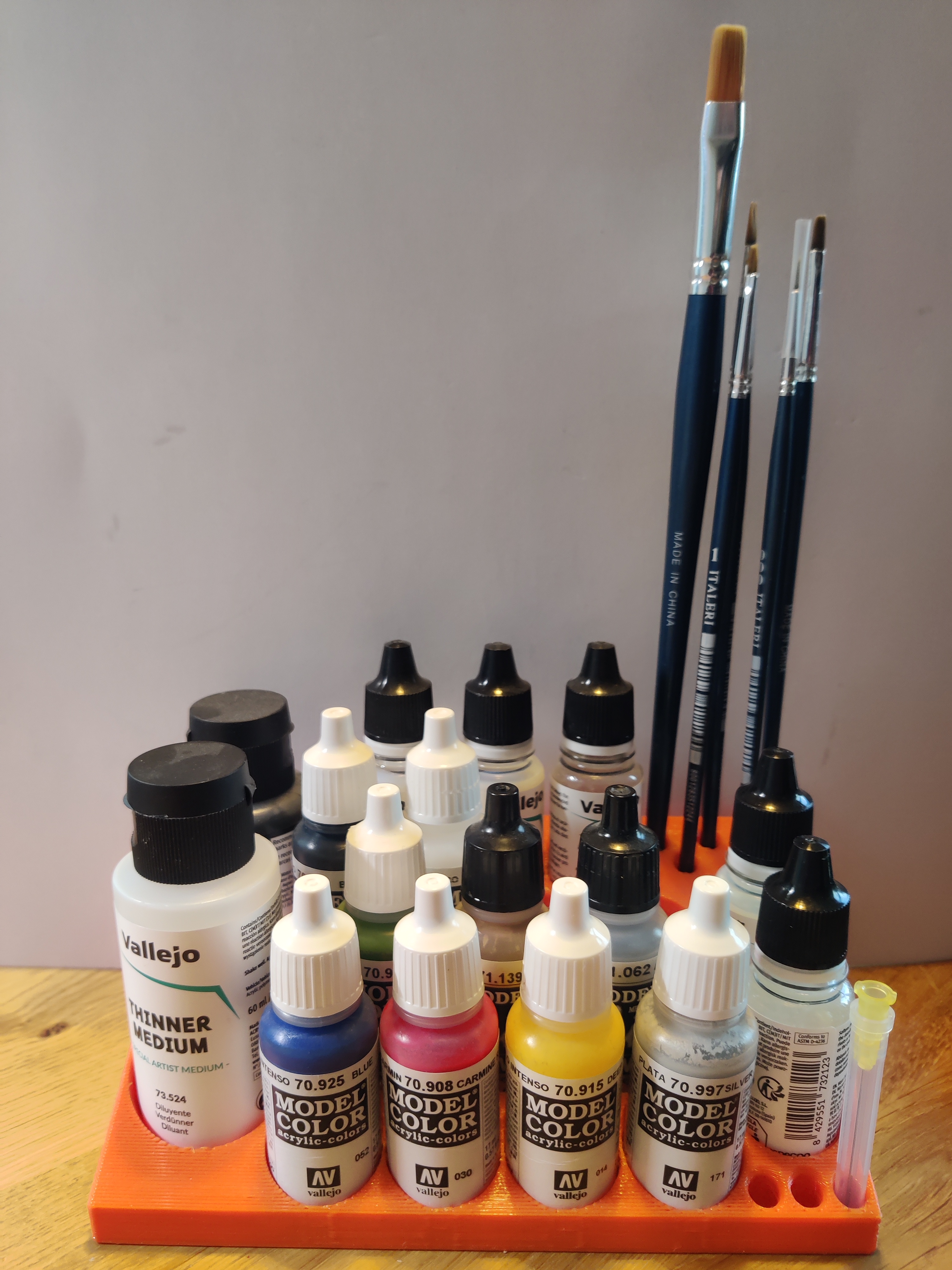 Vallejo paint holder