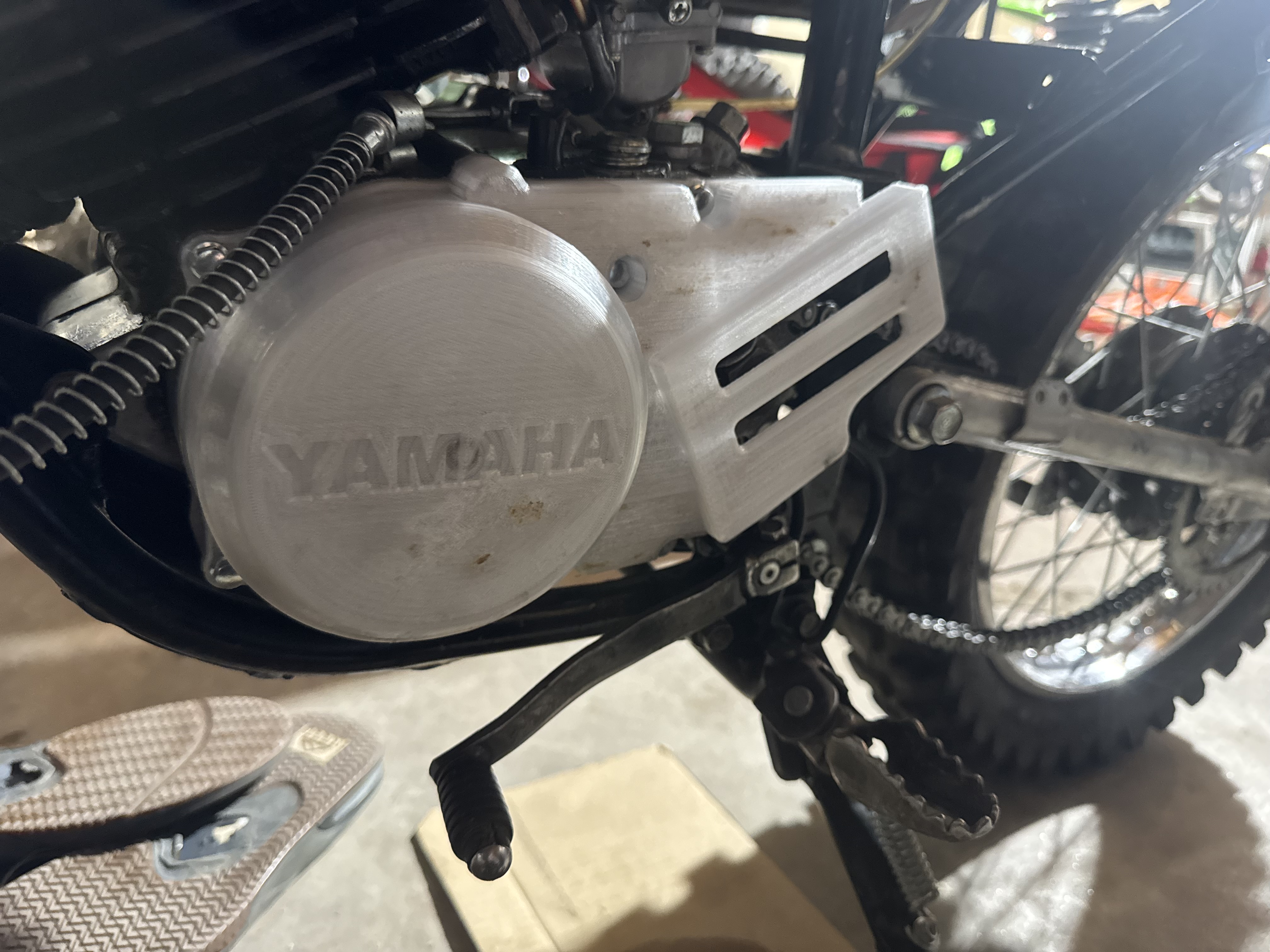 Yamaha RT100 flywheel cover for (1990s?)