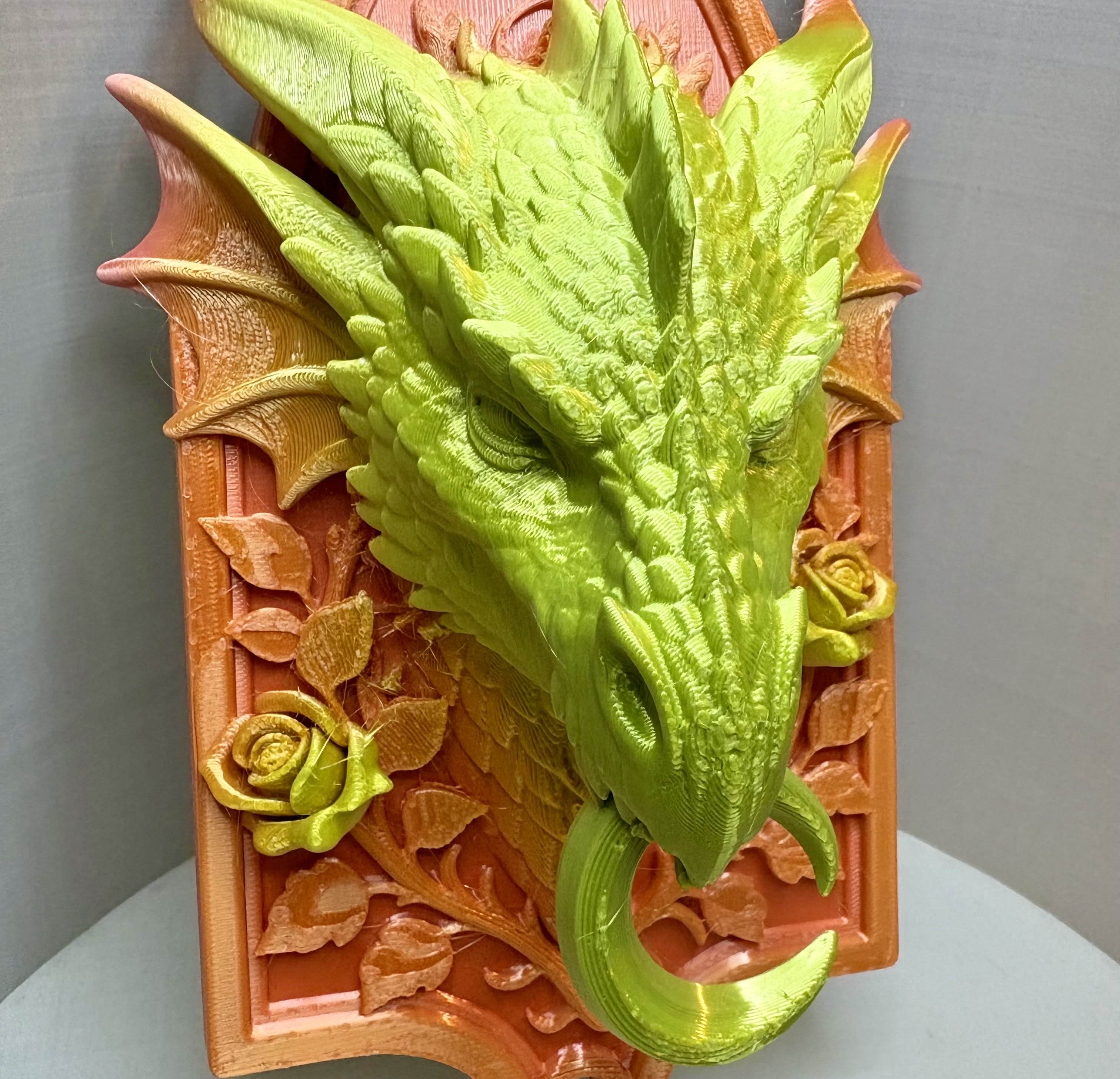 The Rose-Thorn Dragon
