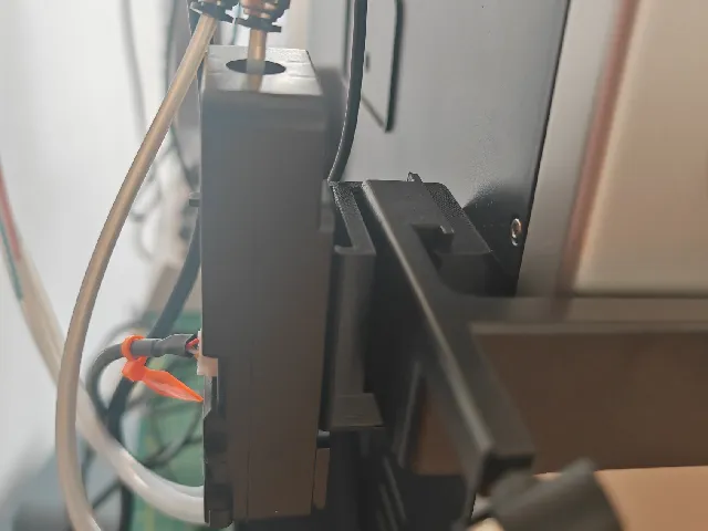 Qidi Q2 Q2C spool holder and box hub bracket (lower junction box)
