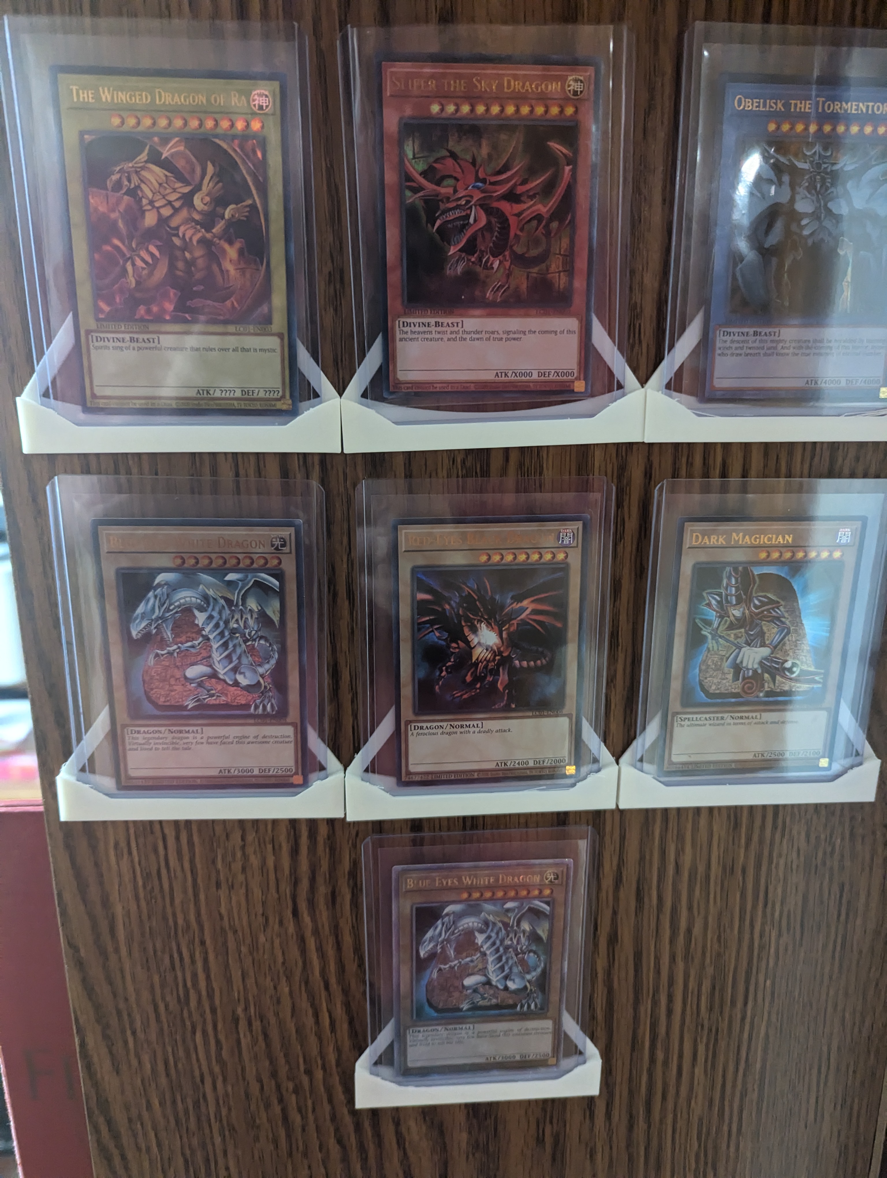 Toploader Card Hanger