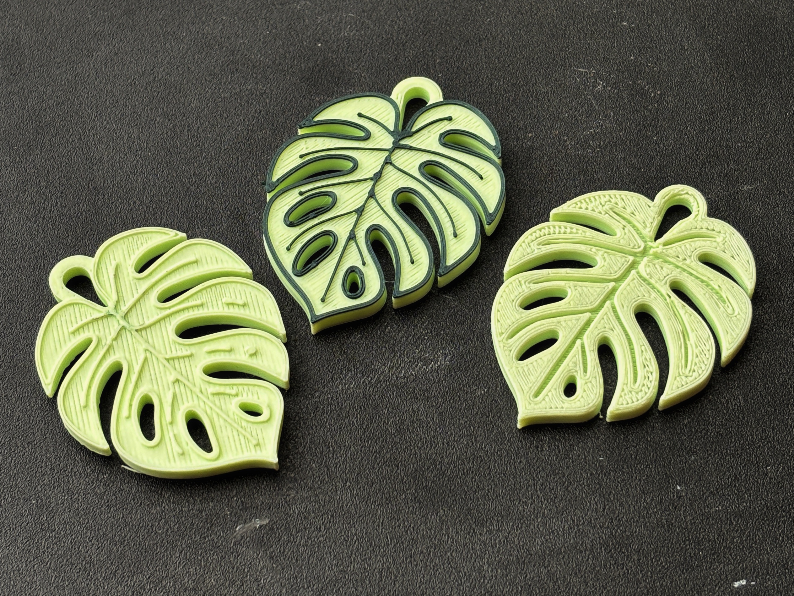 Miniatura 4 do modelo 3D Monstera Leaf Keychain