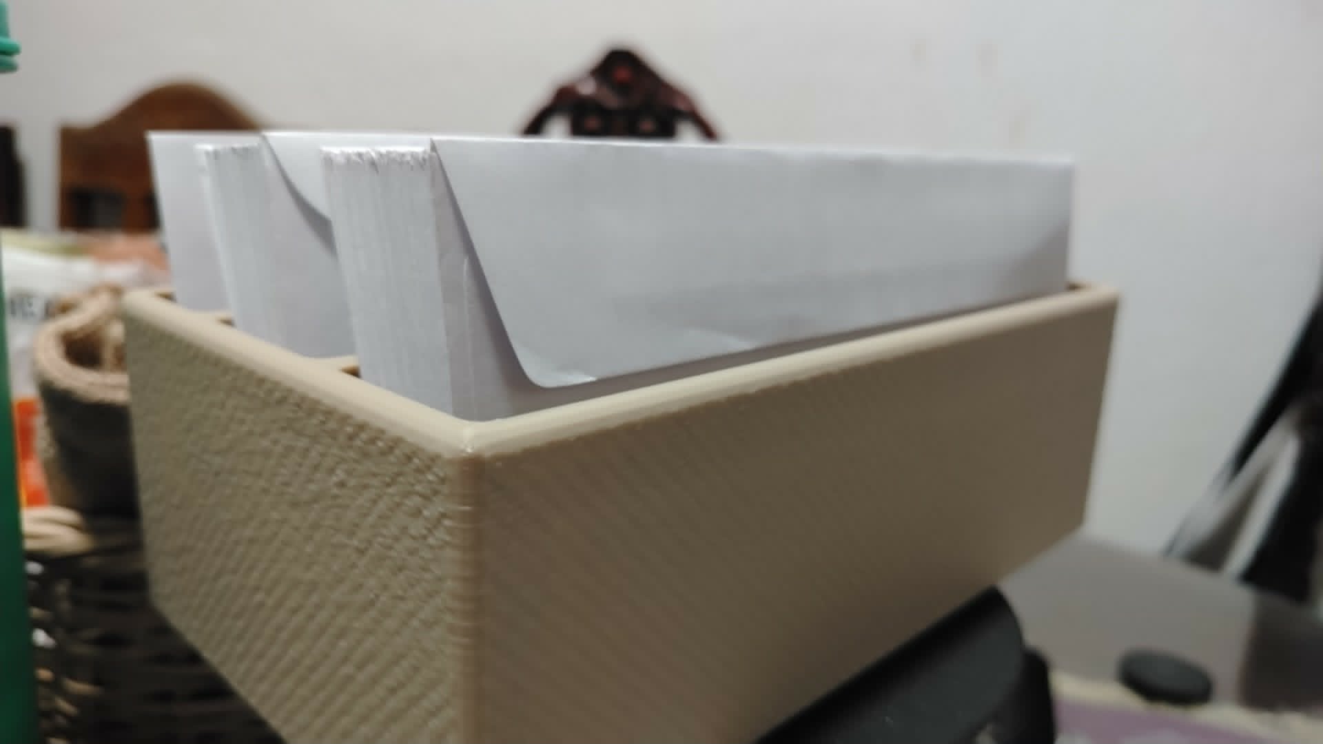 Crosswise Paper Enveloper Holder