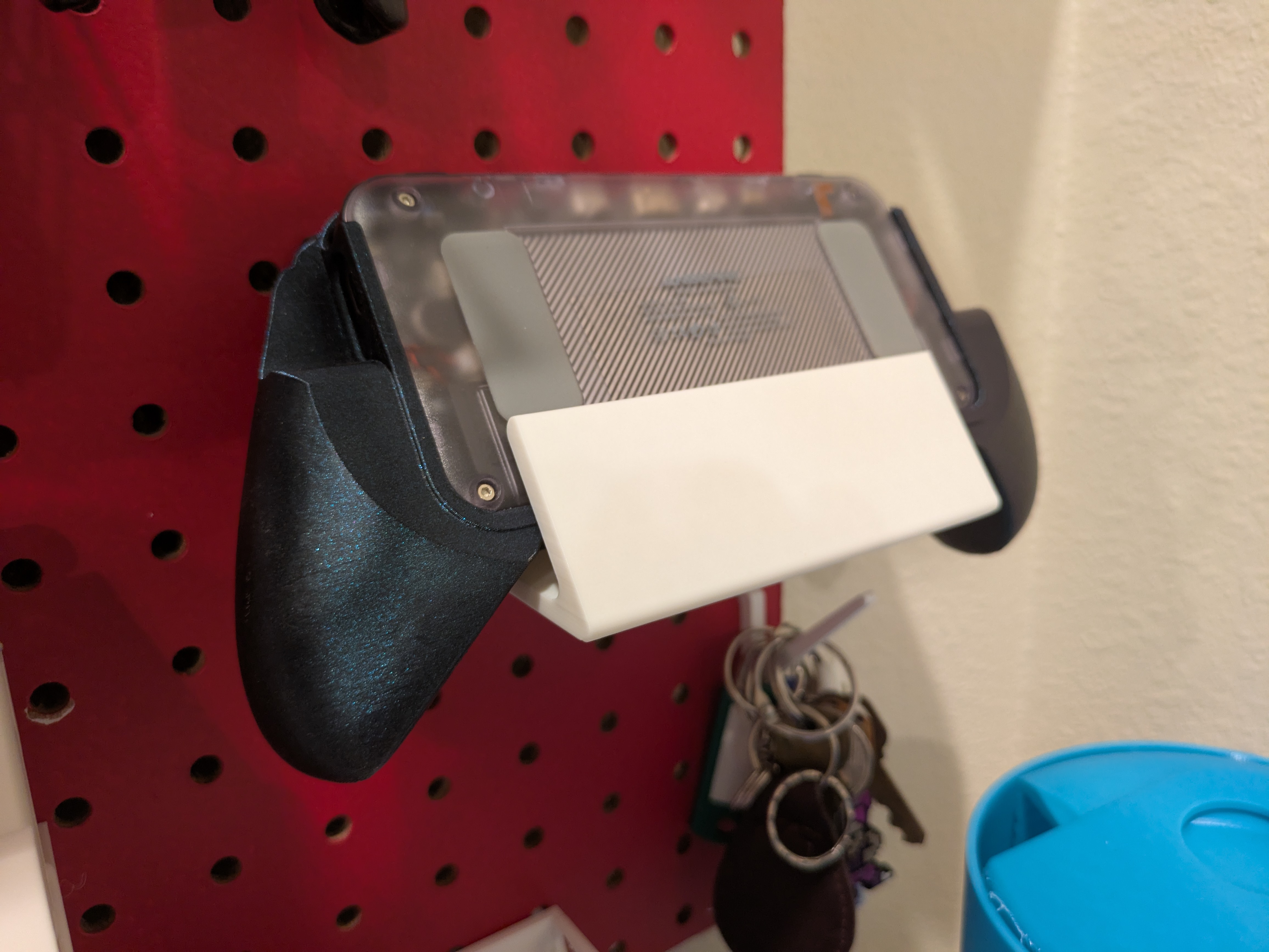 Peg Board Anbernic RG35XX H Holder
