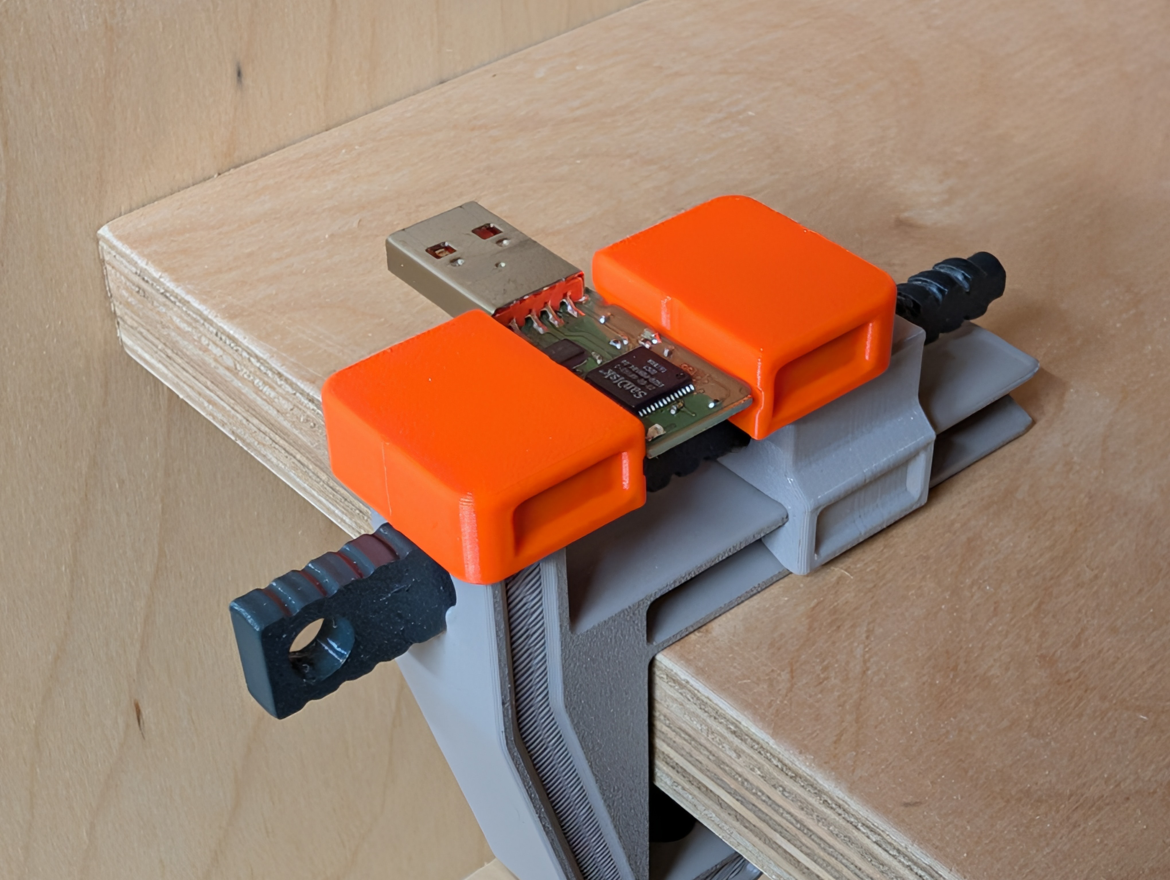 Table vise - 100% printable - no support - optimized orientation — miniatura 3