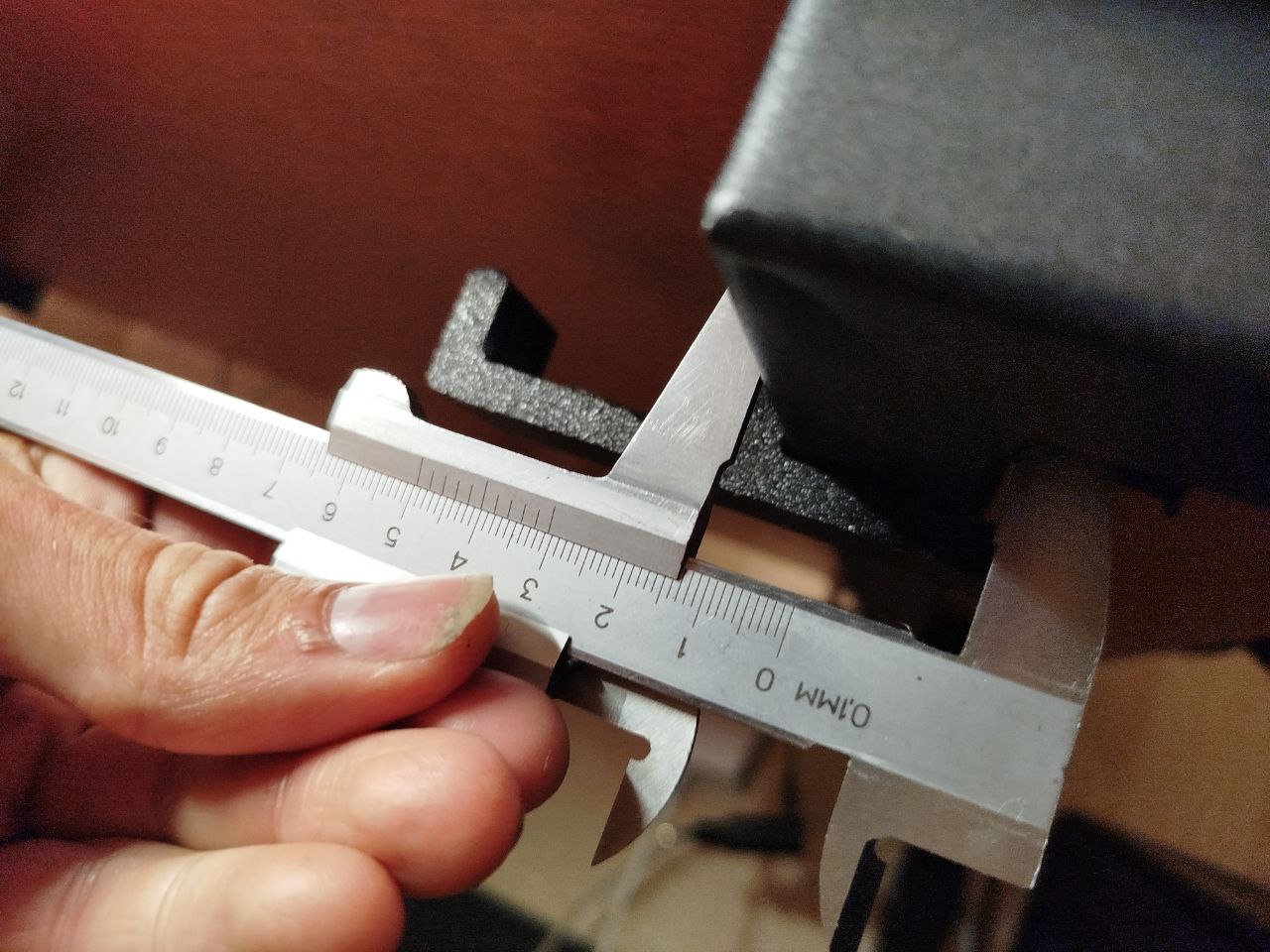 headphones hanger