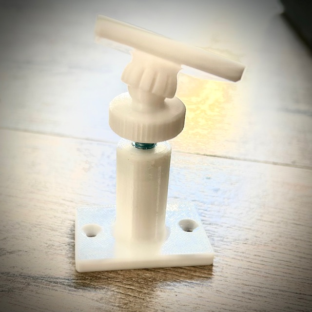 Flexible and Adjustable  Curved Bath Panel Stabiliser Mounts