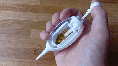 Glitter pen