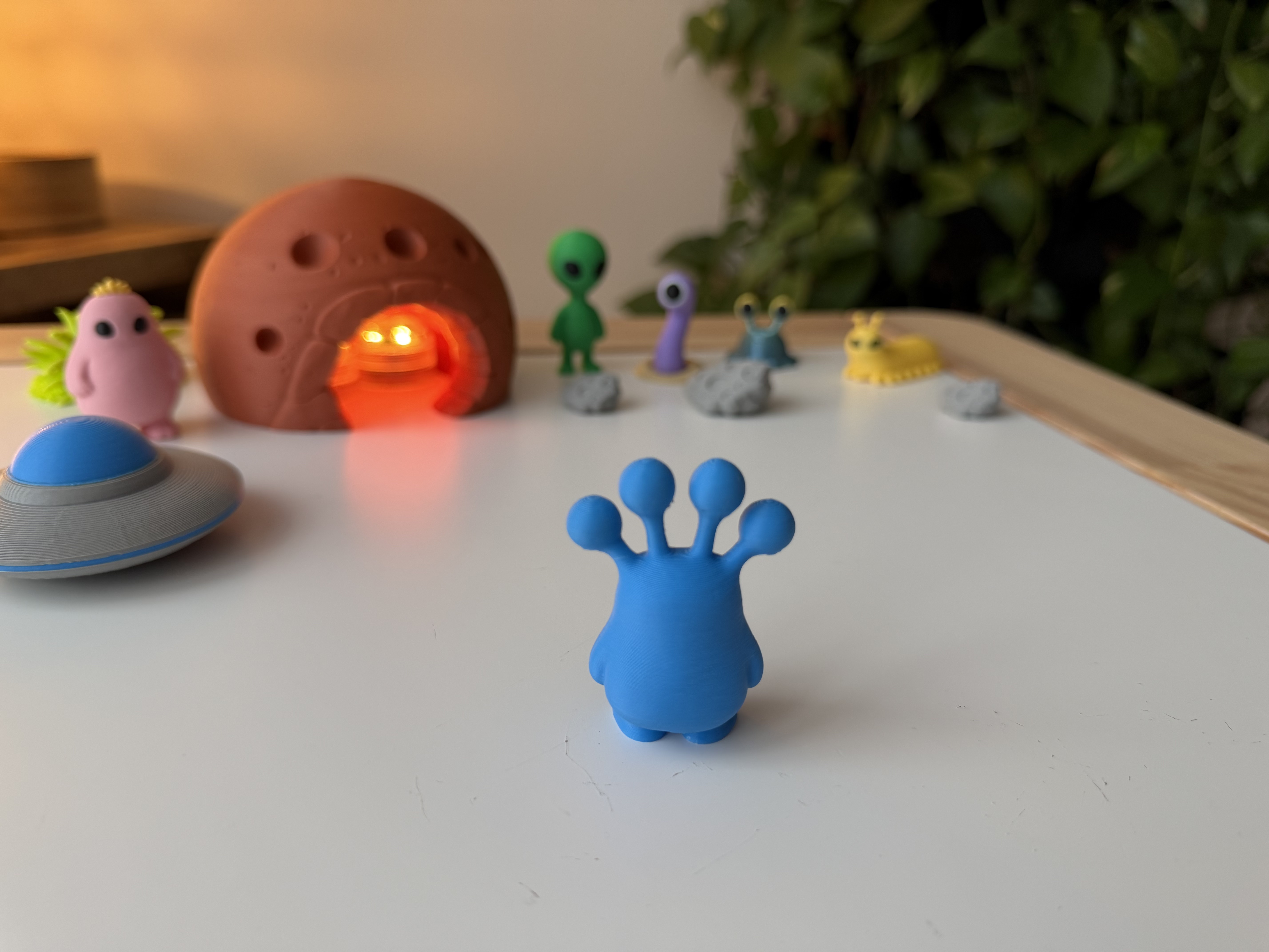 Miniatura 3 do modelo 3D Multi-Eye Alien — “Glixxo”